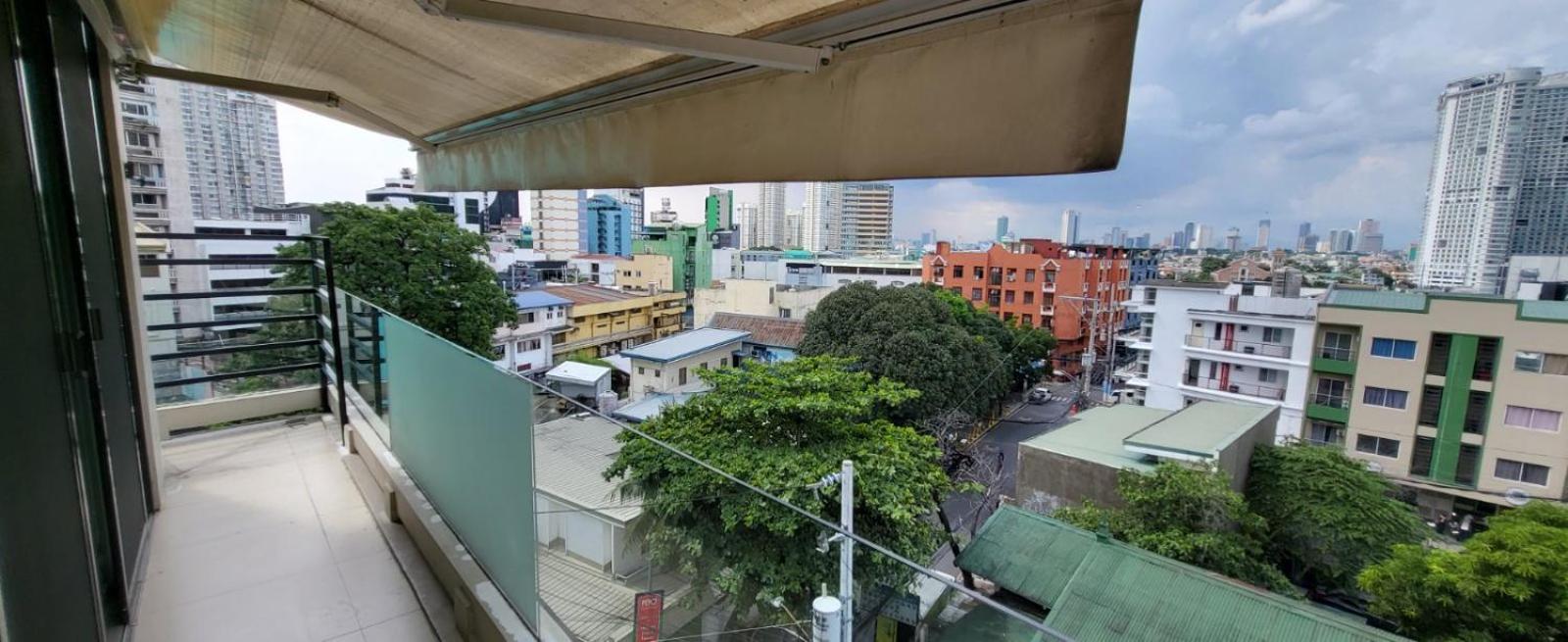 Poblacion Penthouse Suite with Private Roofdeck view 3