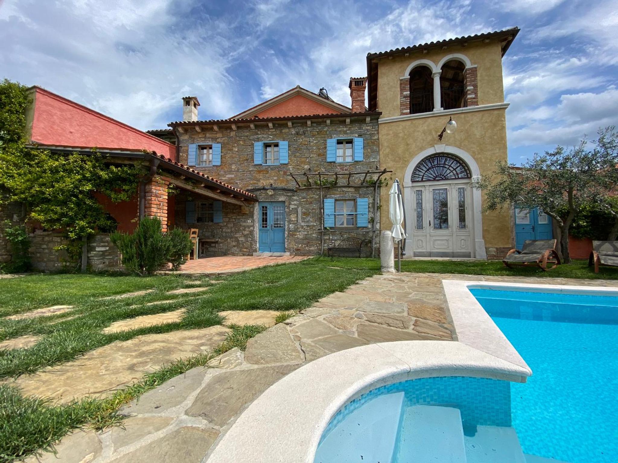 Dobrinja Residence - A boutique hideaway view 2