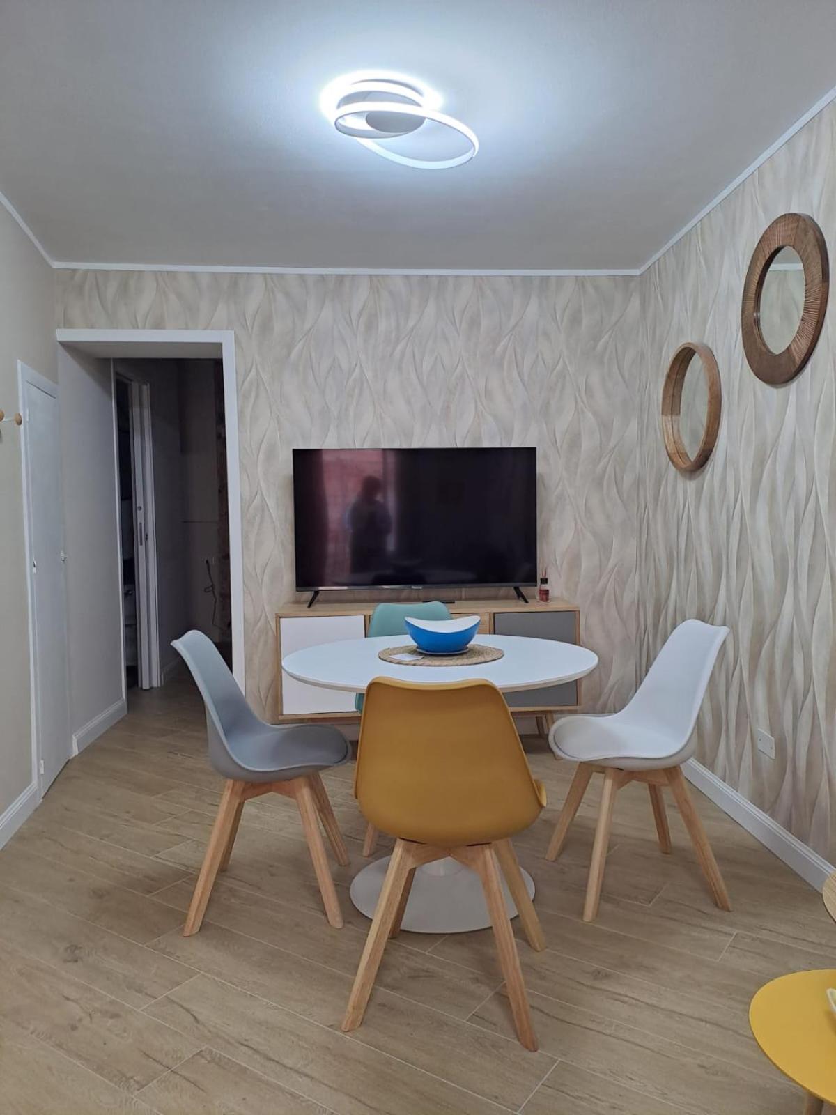 ESSE boutique homes en Cefalù — dining
