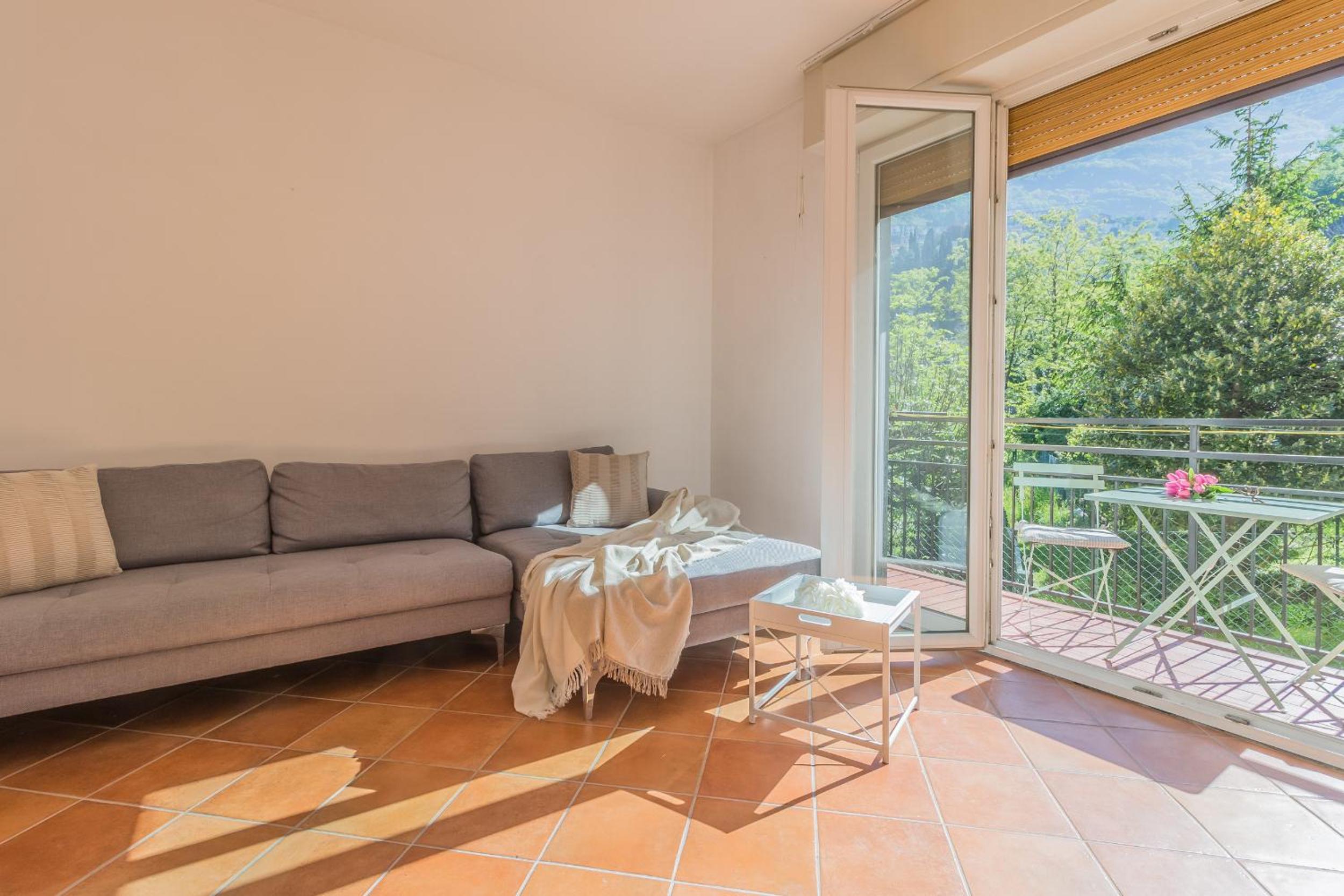 Casa Bobbie en Varenna — balance & terrace