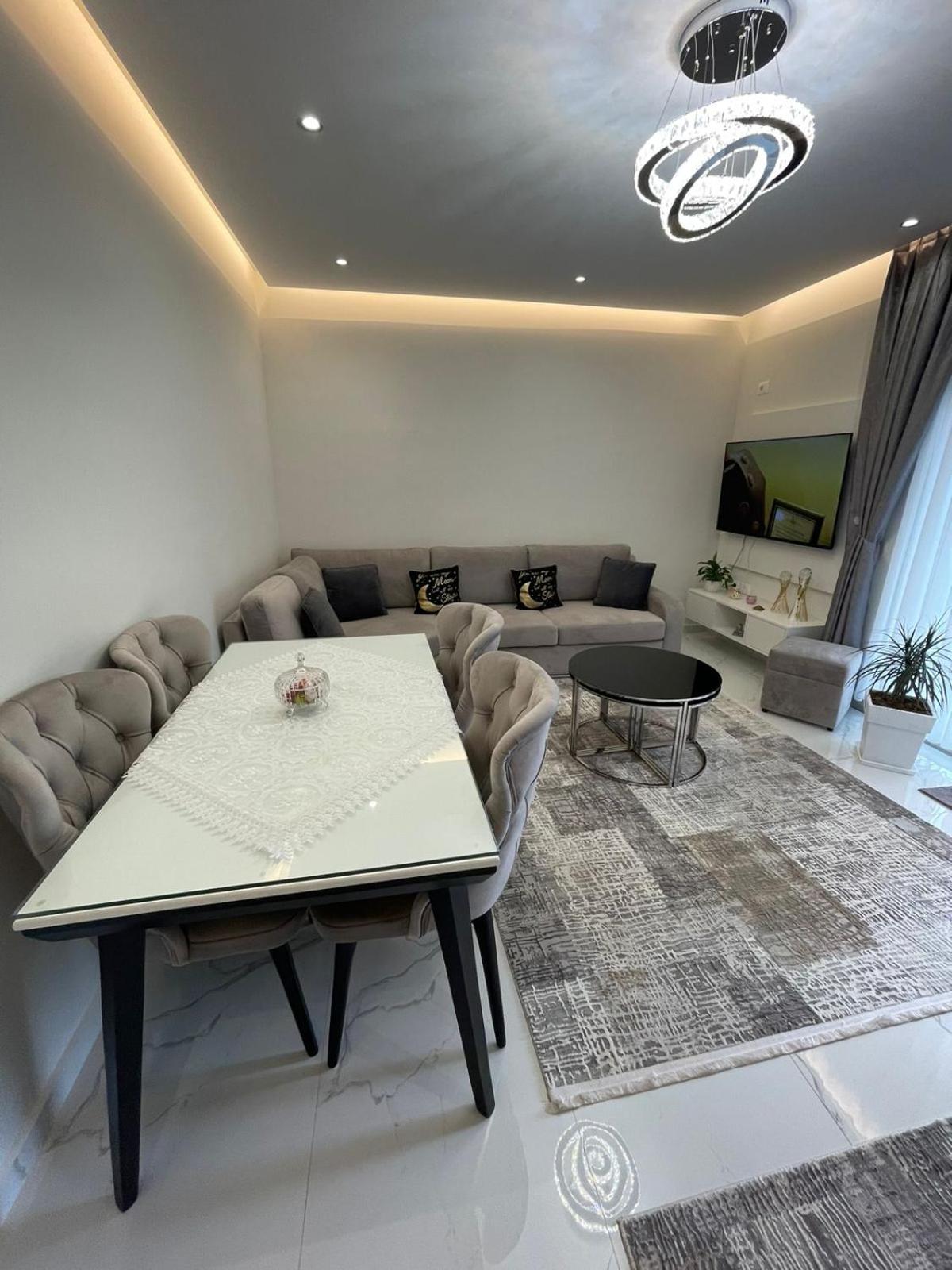 City View Apartment!