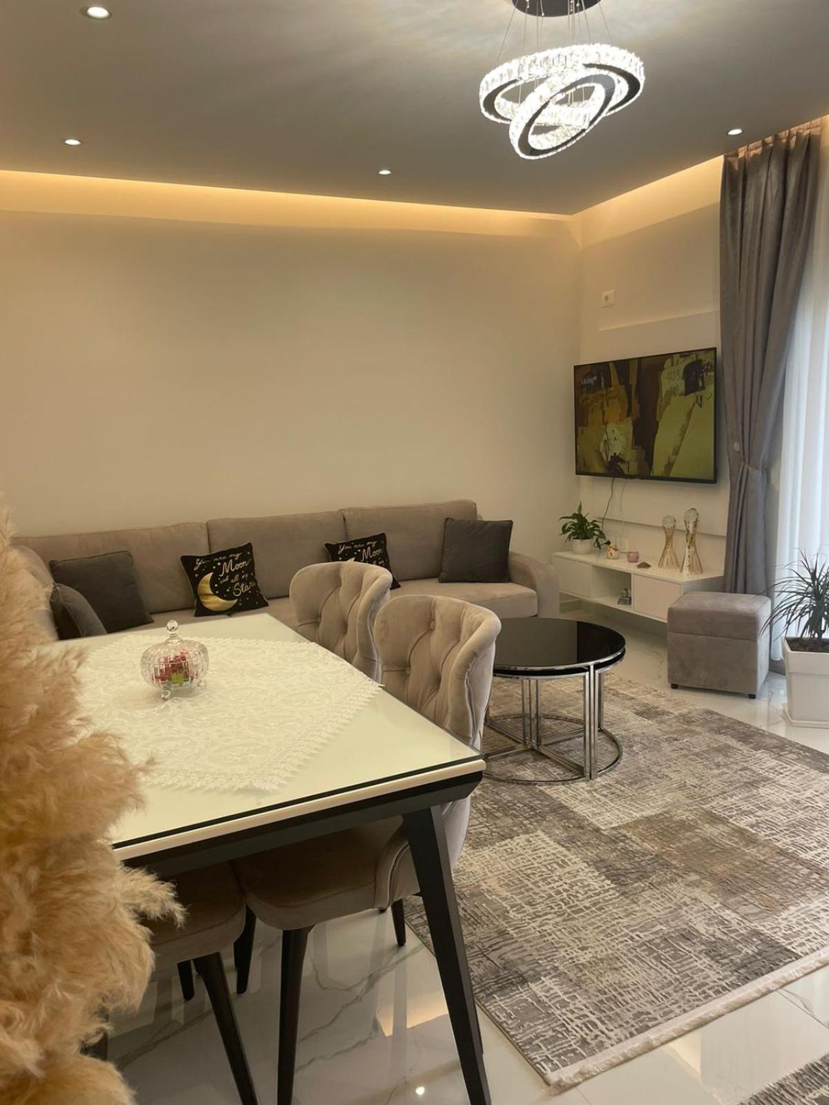 City View Apartment!