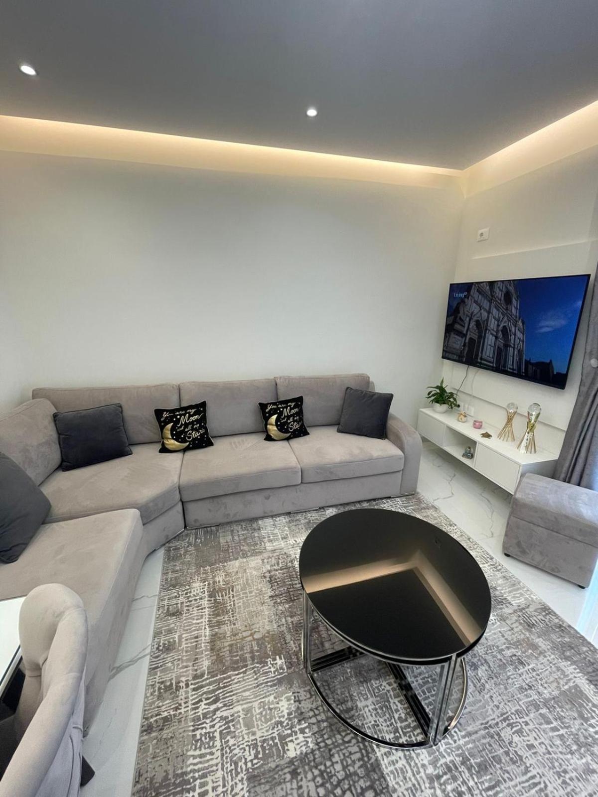City View Apartment!