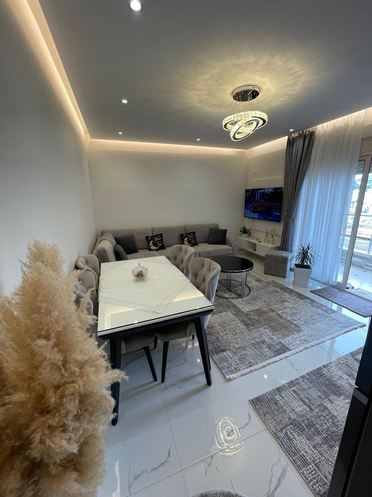 City View Apartment!