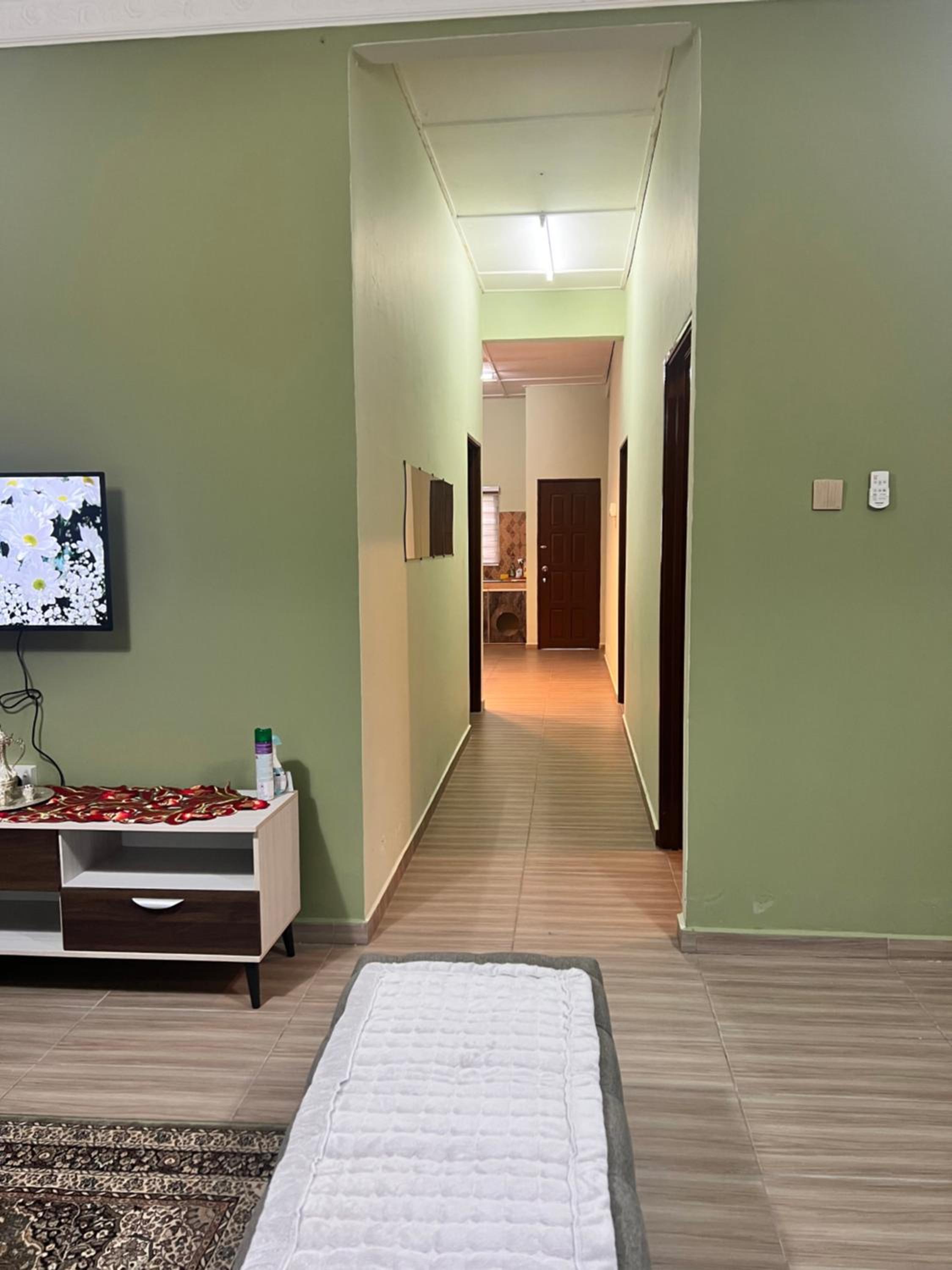 Kubu Gajah Homestay, 15 Minutes to Subang Airport photo 8