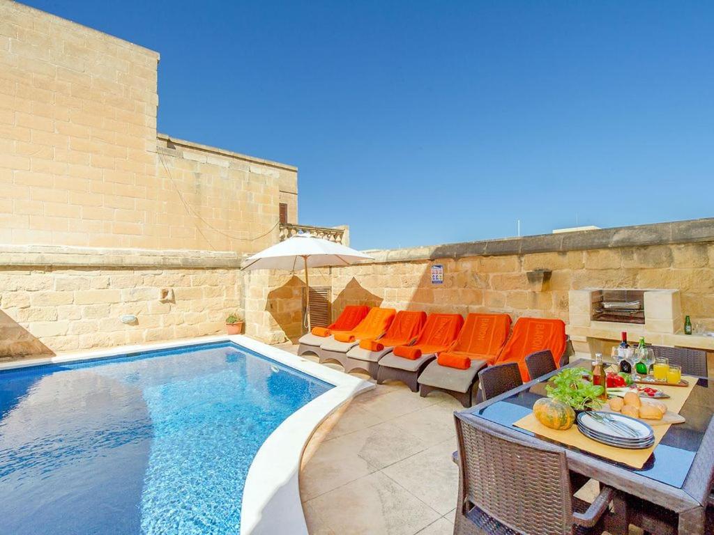 Traditional farmhouse with pool