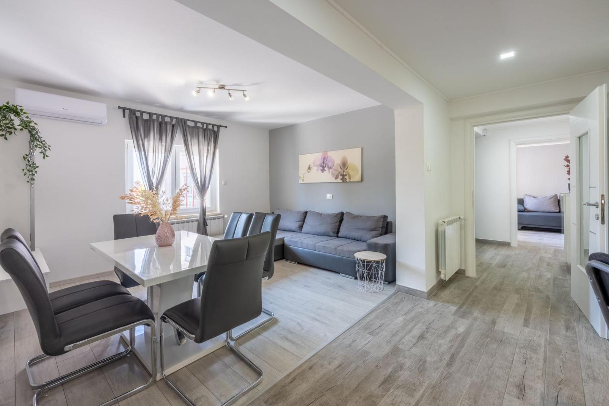 Apartments Tara