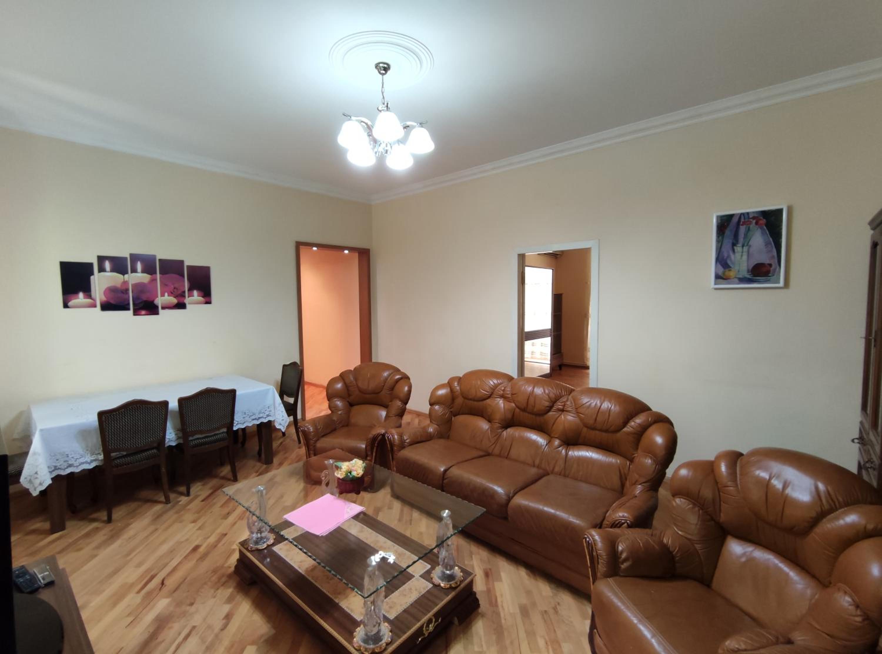 4 rooms cosy apartment in architectural monument of history and culture building of local significance of Azerbaijan.