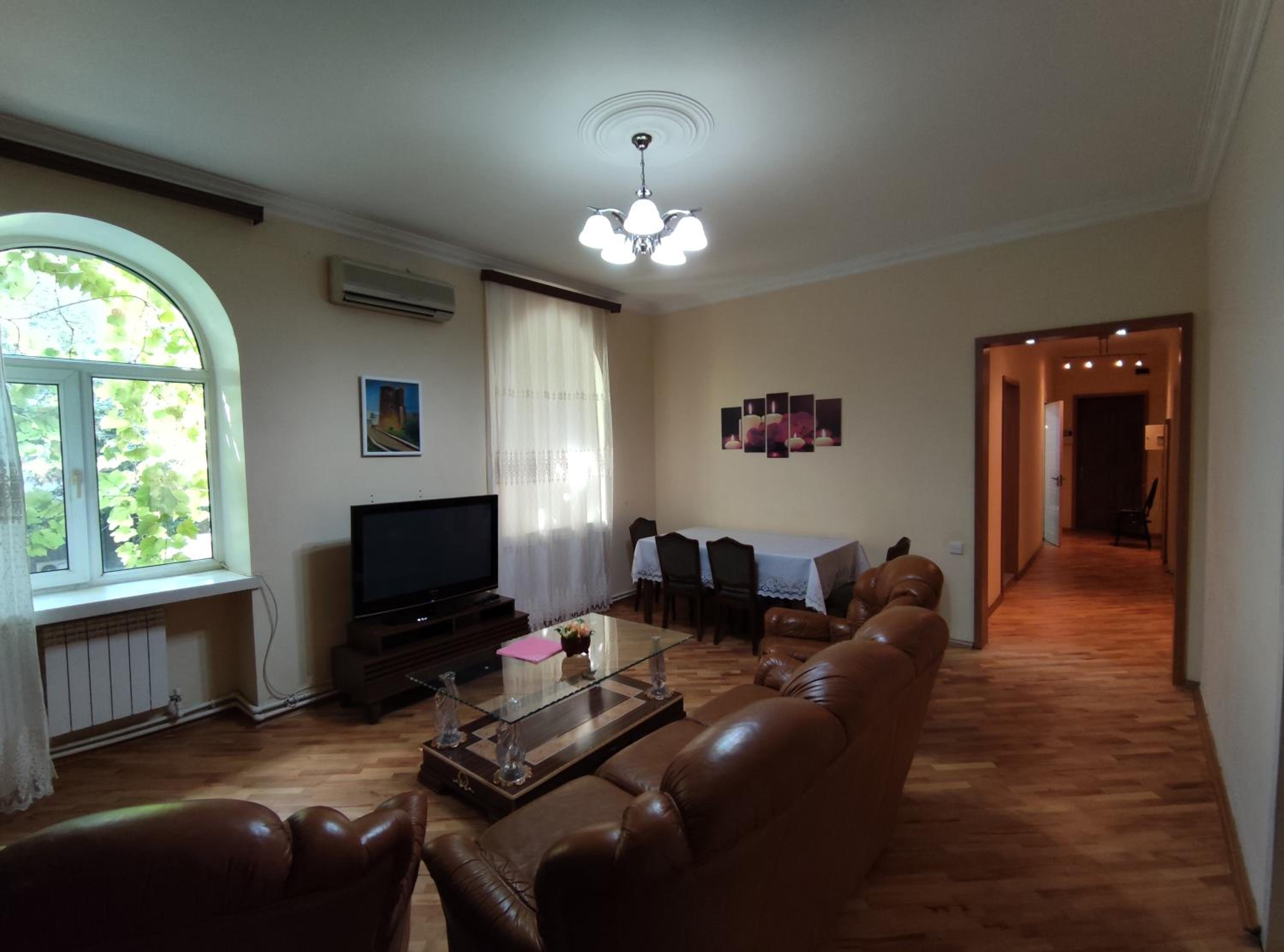 4 rooms cosy apartment in architectural monument of history and culture building of local significance of Azerbaijan.