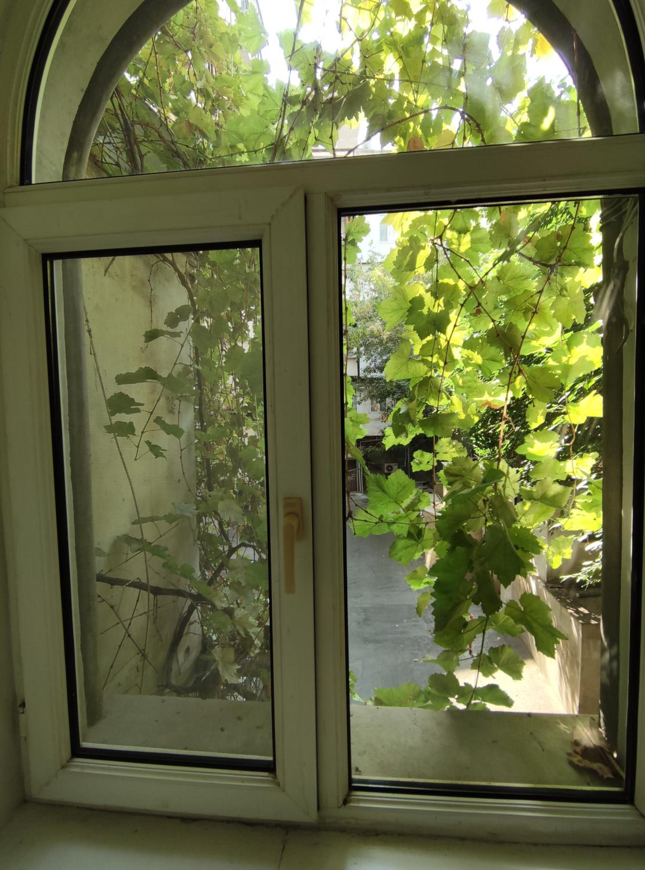 4 rooms cosy apartment in architectural monument of history and culture building of local significance of Azerbaijan.