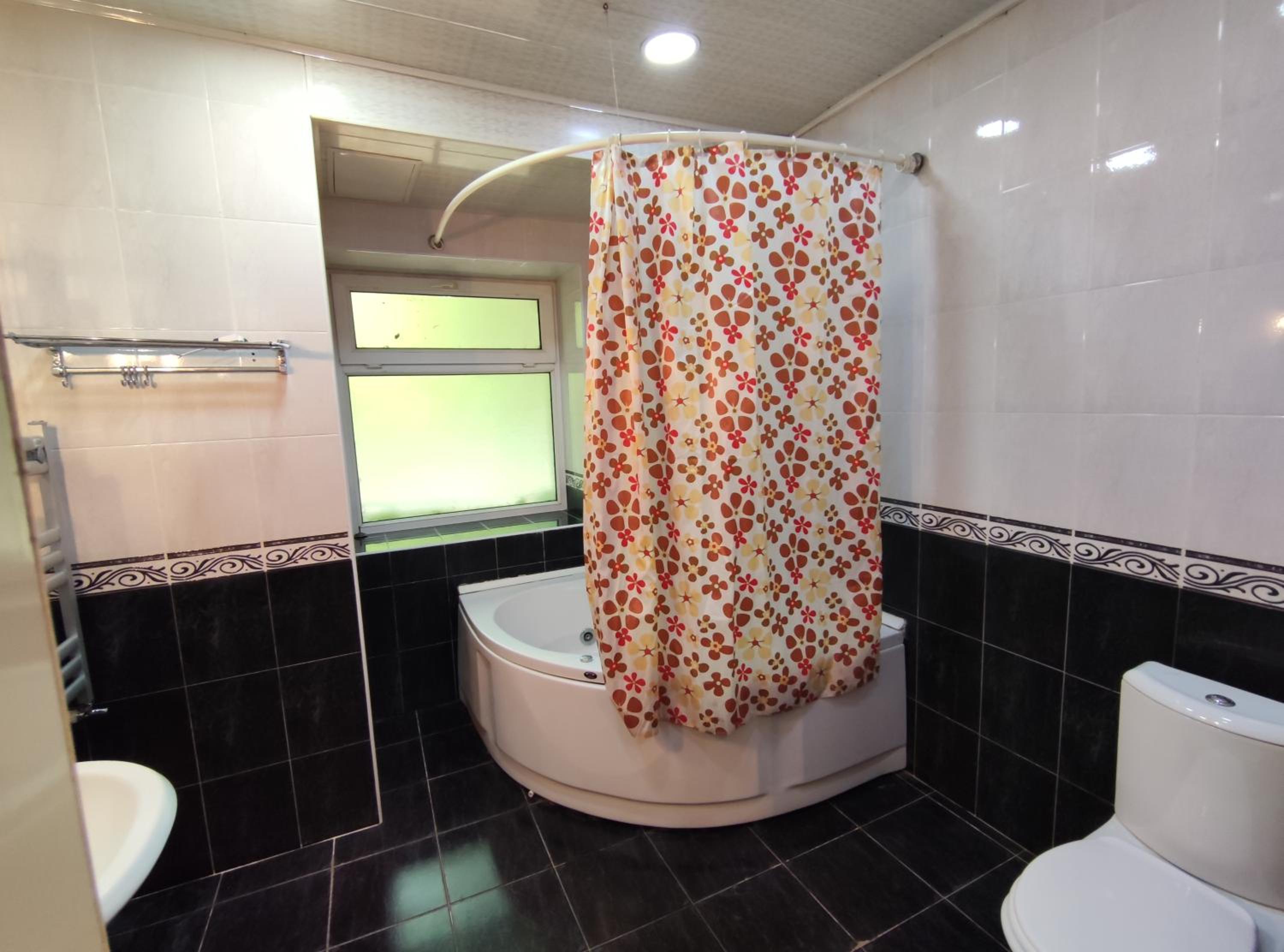 4 rooms cosy apartment in architectural monument of history and culture building of local significance of Azerbaijan.