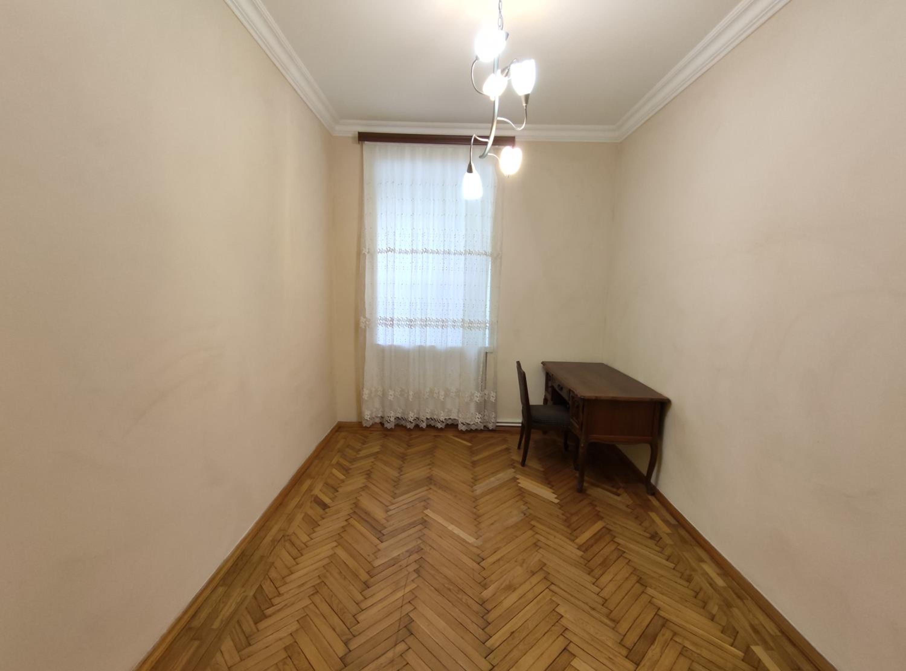 4 rooms cosy apartment in architectural monument of history and culture building of local significance of Azerbaijan.