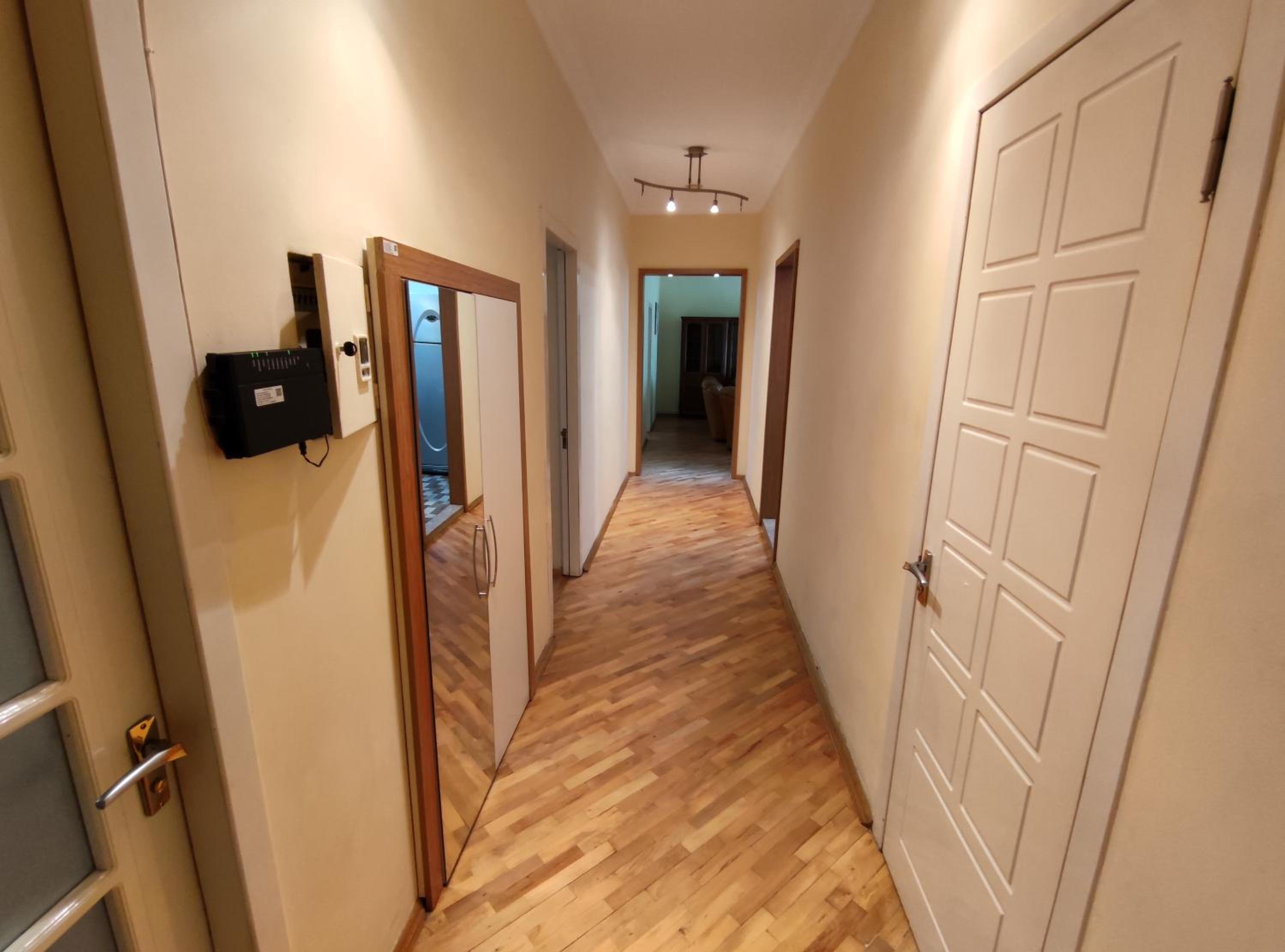 4 rooms cosy apartment in architectural monument of history and culture building of local significance of Azerbaijan.