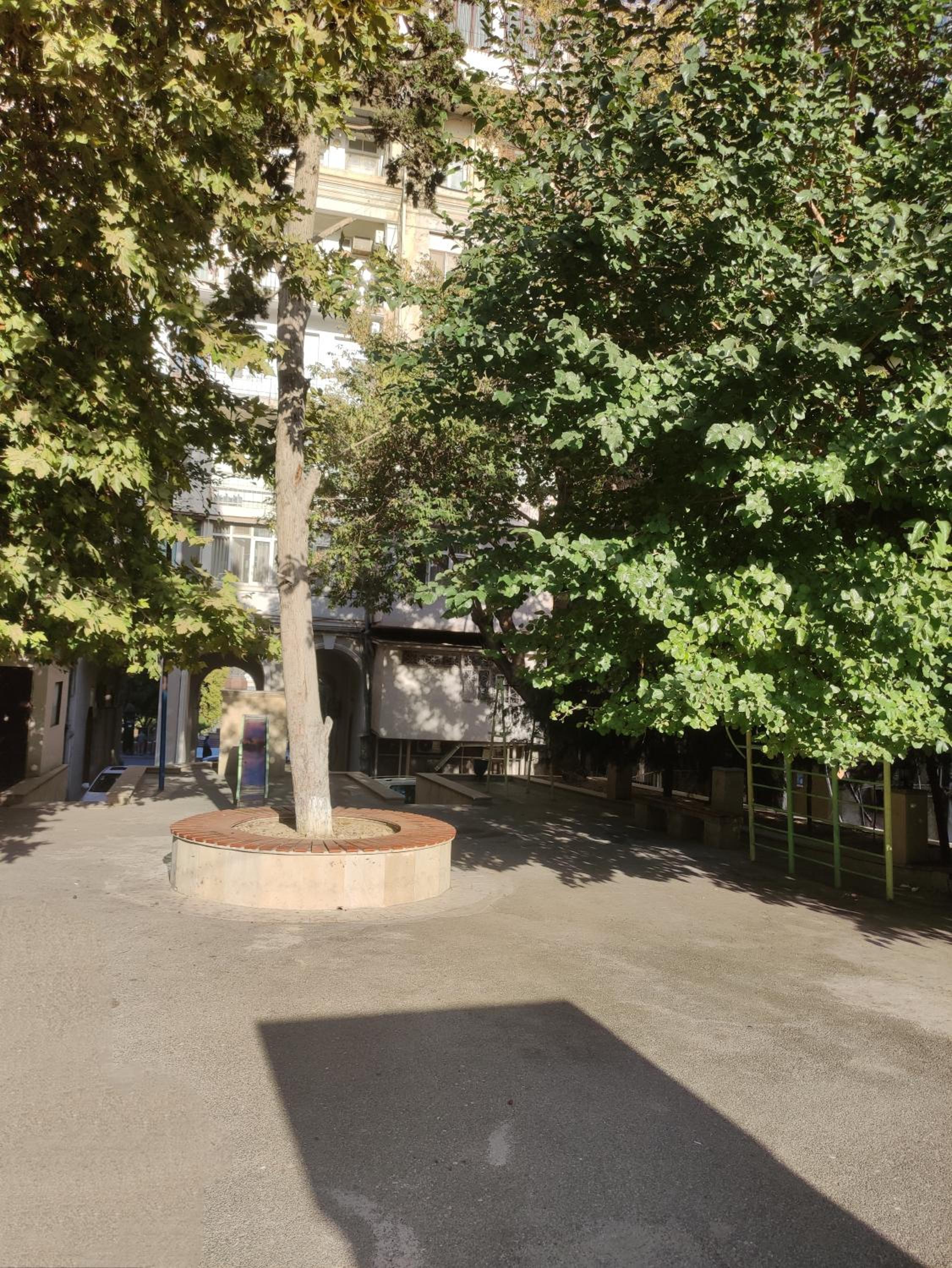 4 rooms cosy apartment in architectural monument of history and culture building of local significance of Azerbaijan.