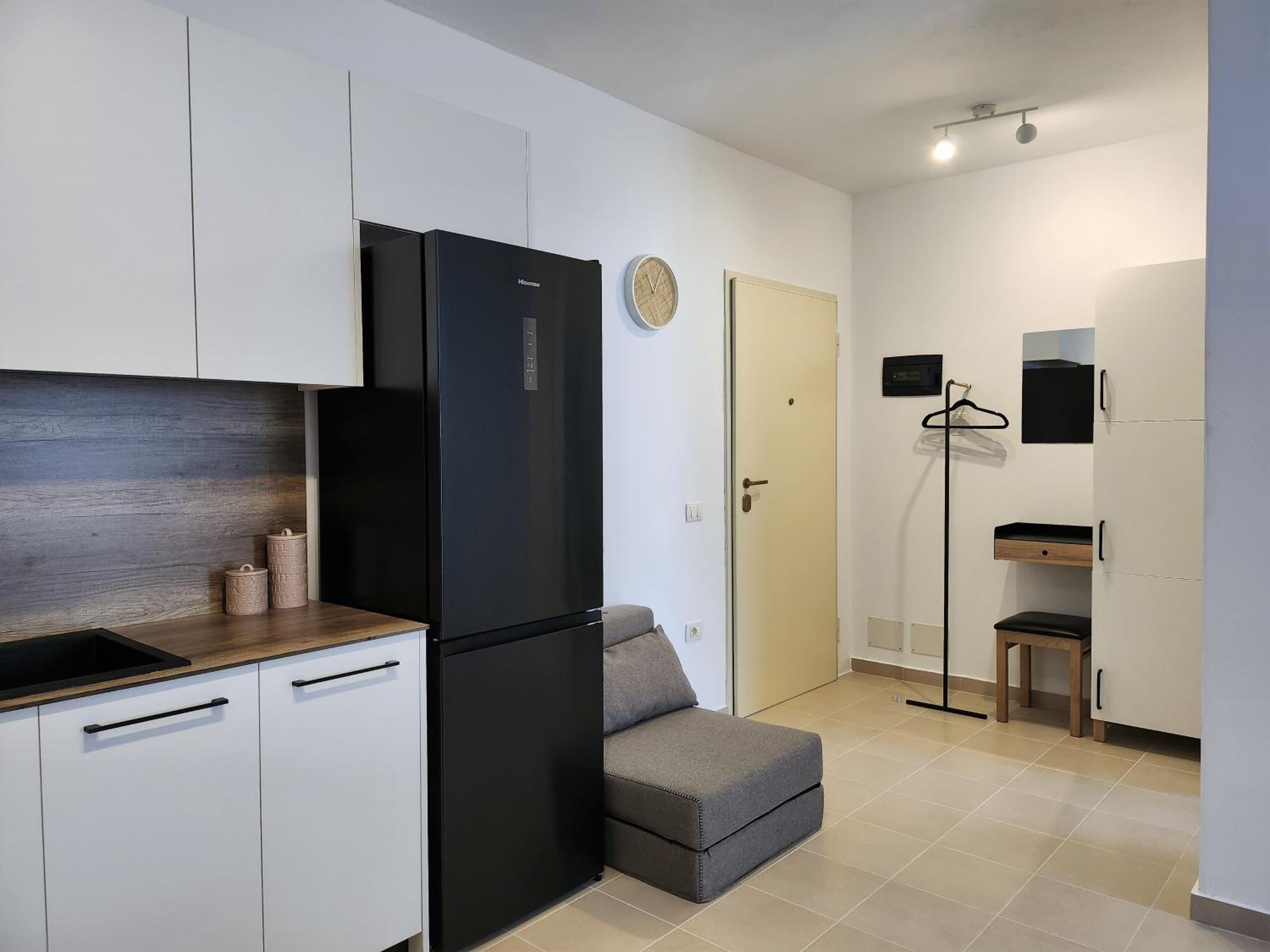 ELISOS Studio Apartment