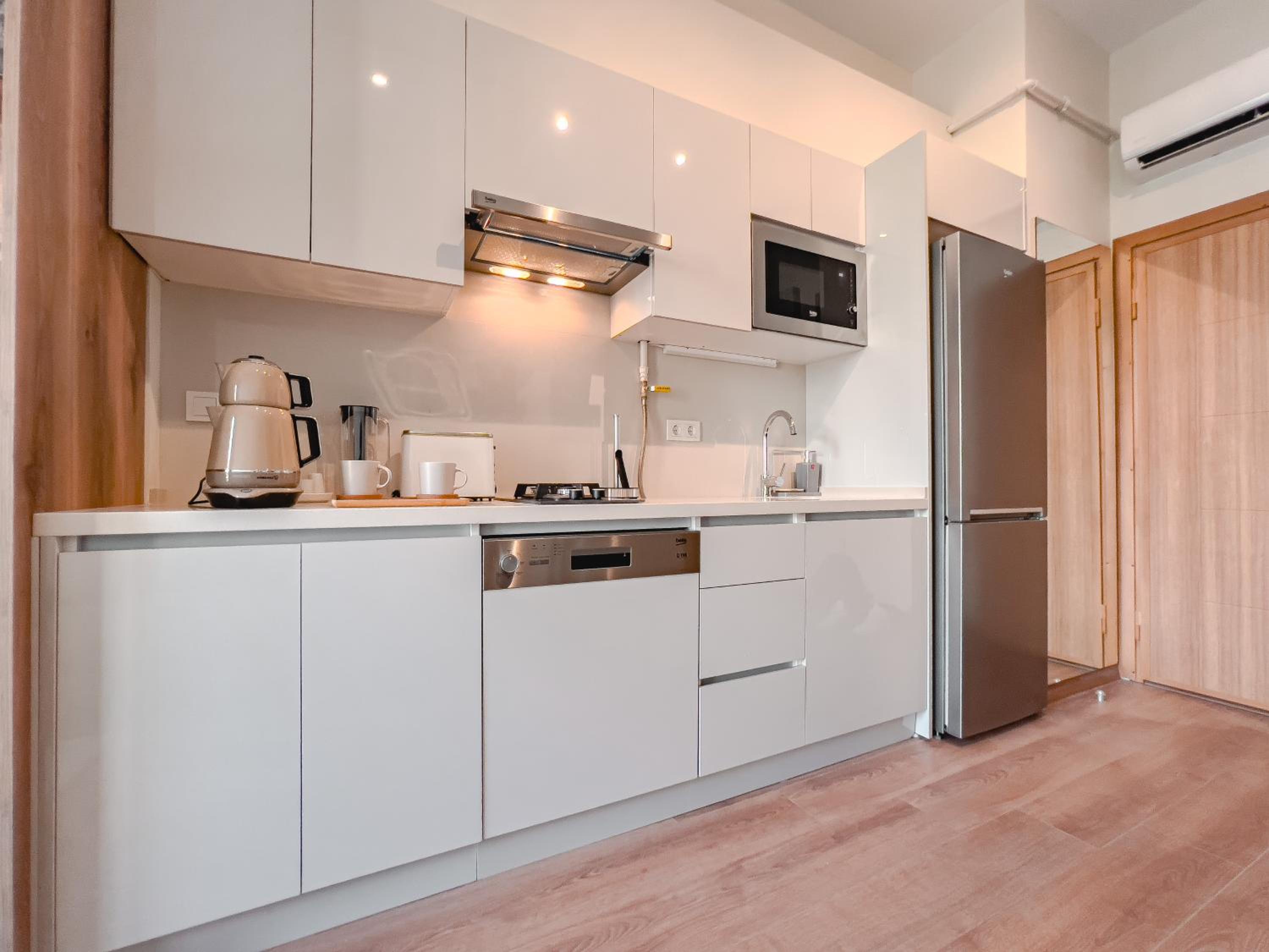 Homie Suites - Newly-constructed Apartment Complex in Beşiktaş