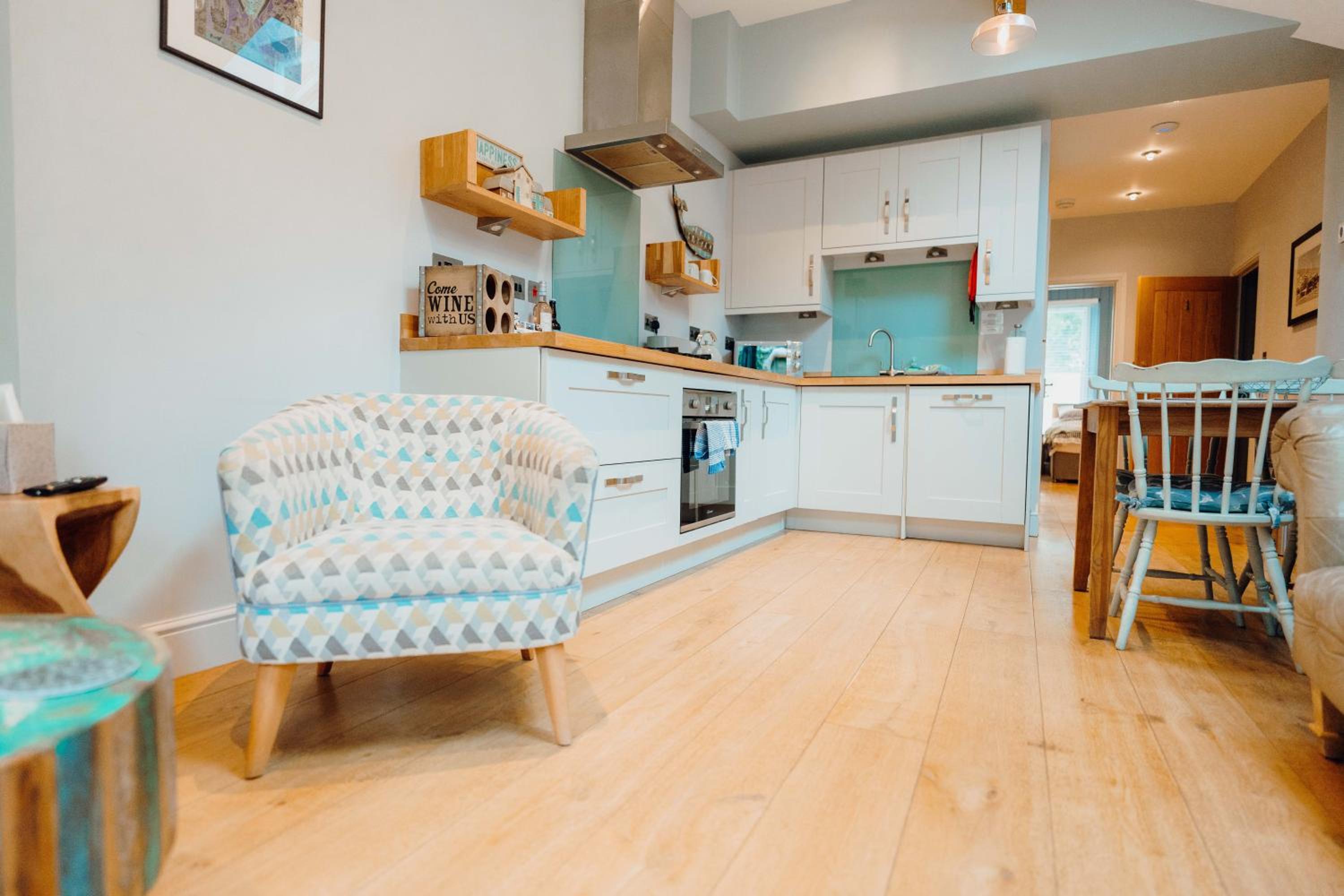 Close to Tenby Harbour No1 Albert View view 4