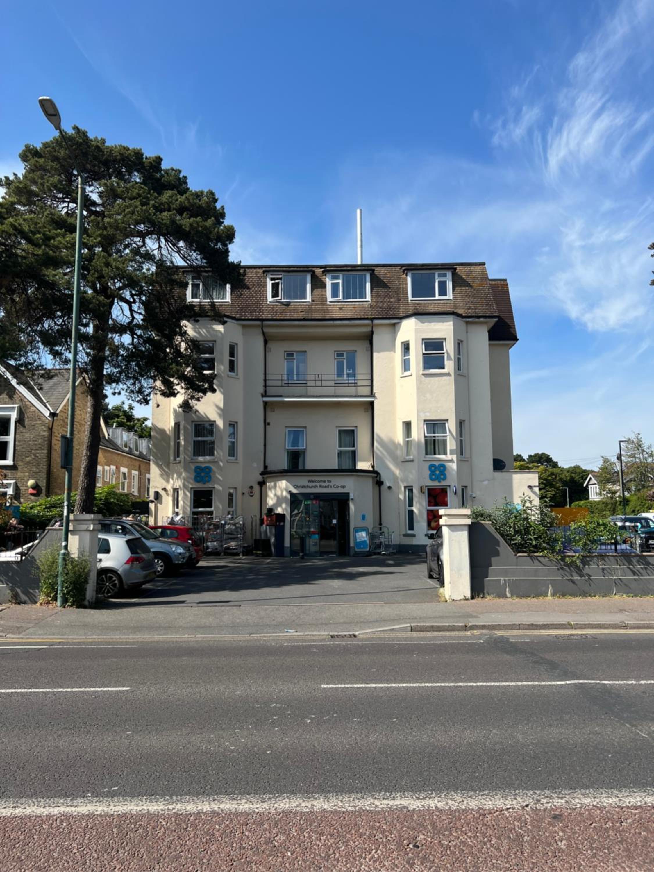 Flat 12 Palm Court view 5