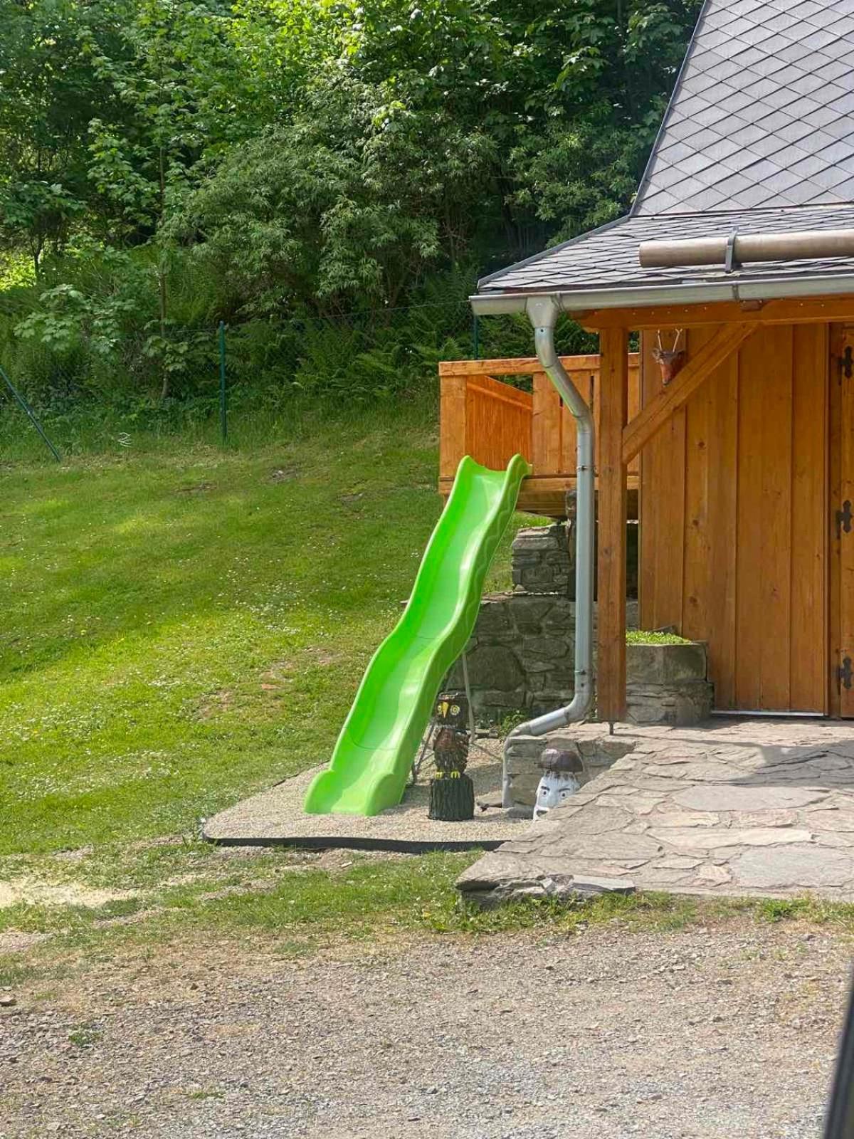 Chalupa pod Kralickým Sněžníkem