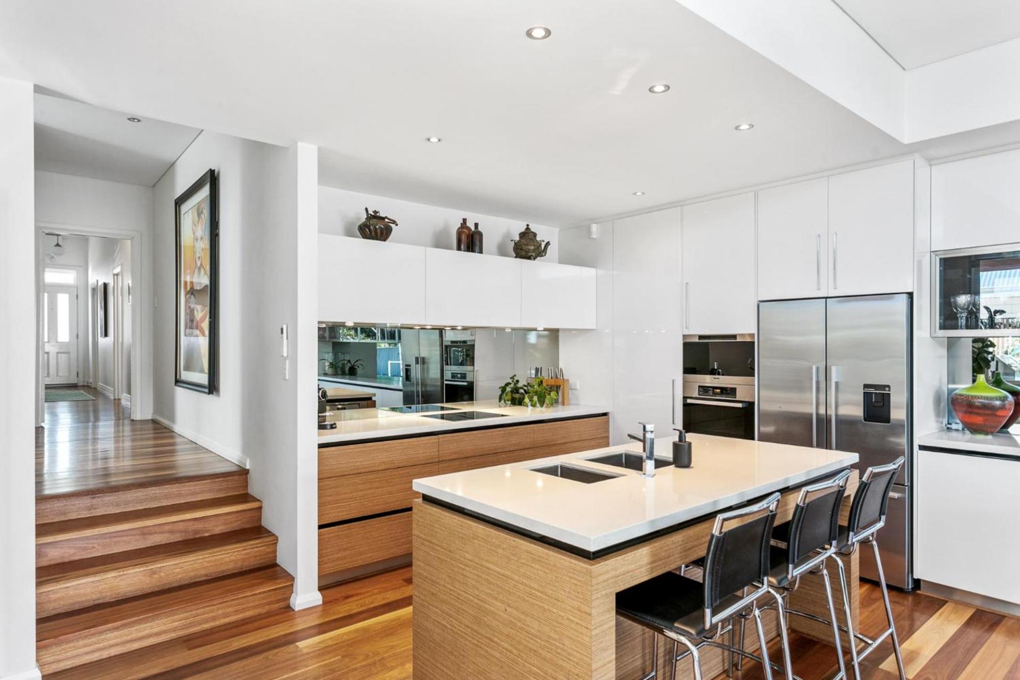 SOLO42 - Mosman Park Prestige