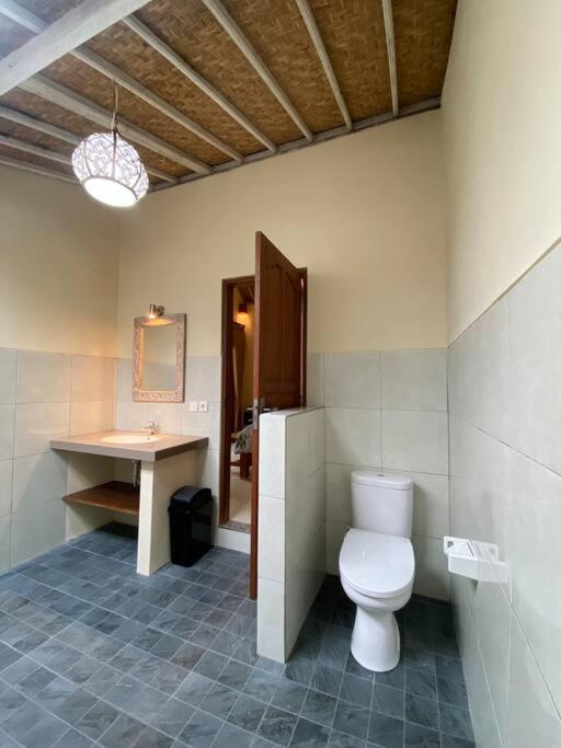 Villa Daksina II - 3 bedrooms Private Villa in Ubud view 5