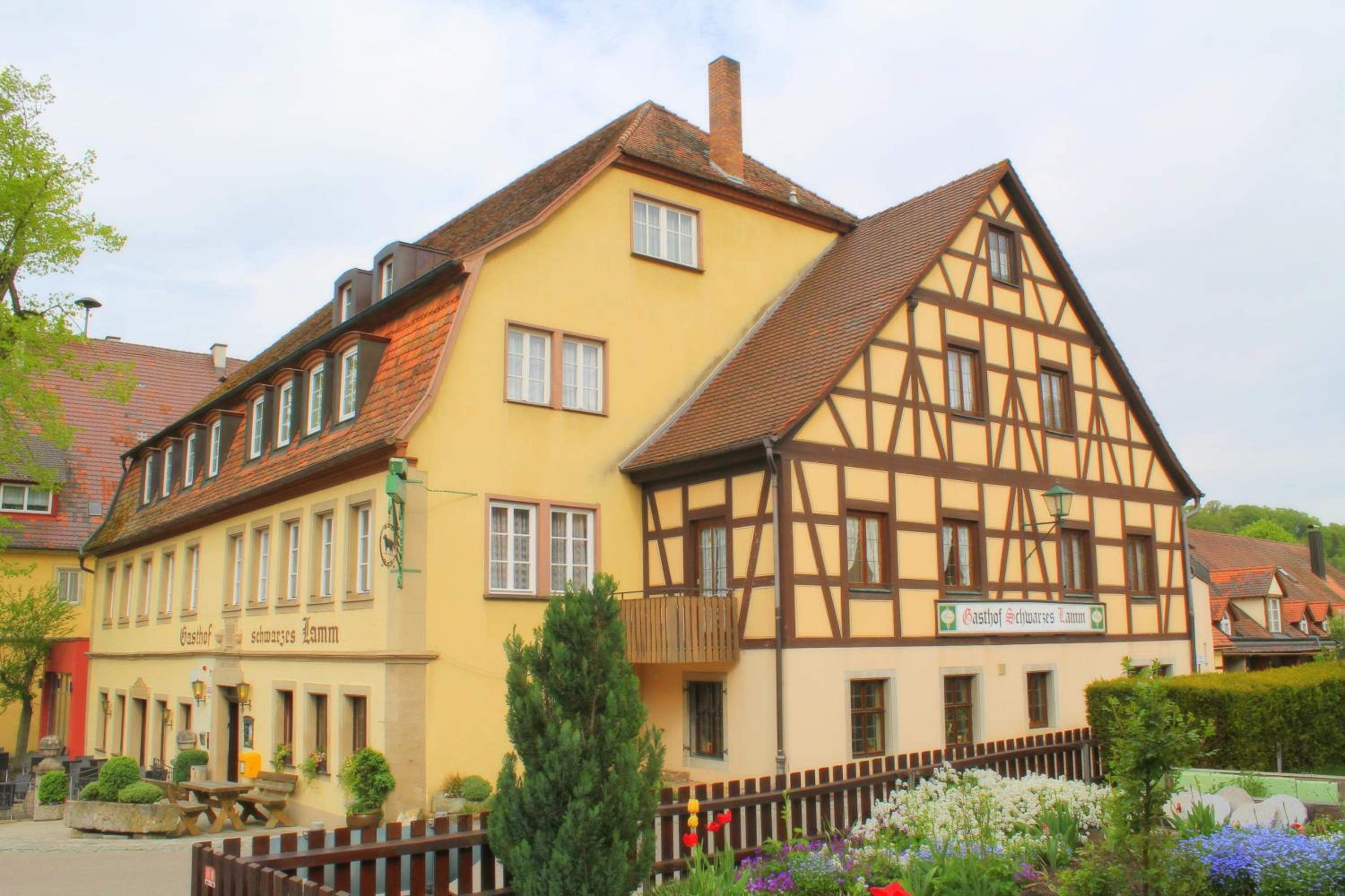 Schwarzes Lamm