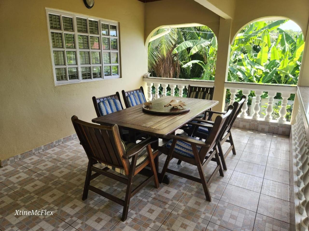 Captain's Villa
