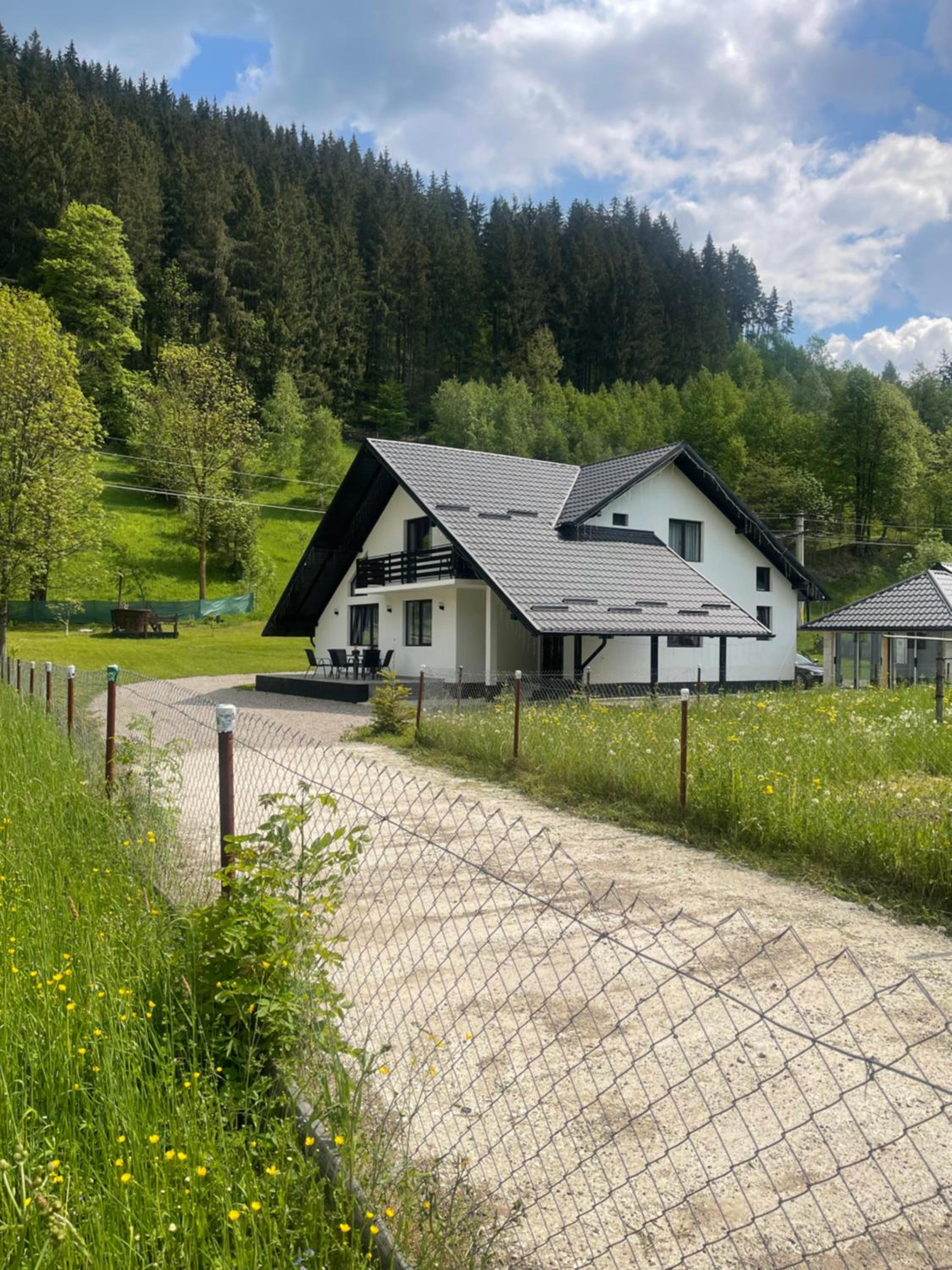 Casa cu Tihna