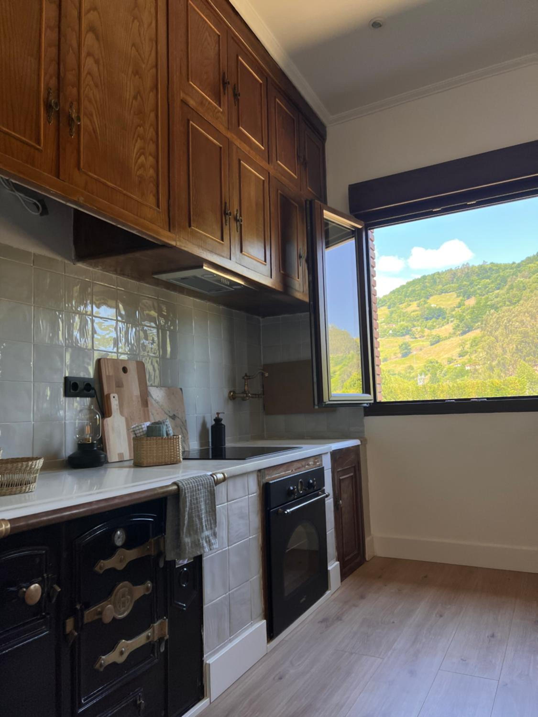Mountain View Apartment