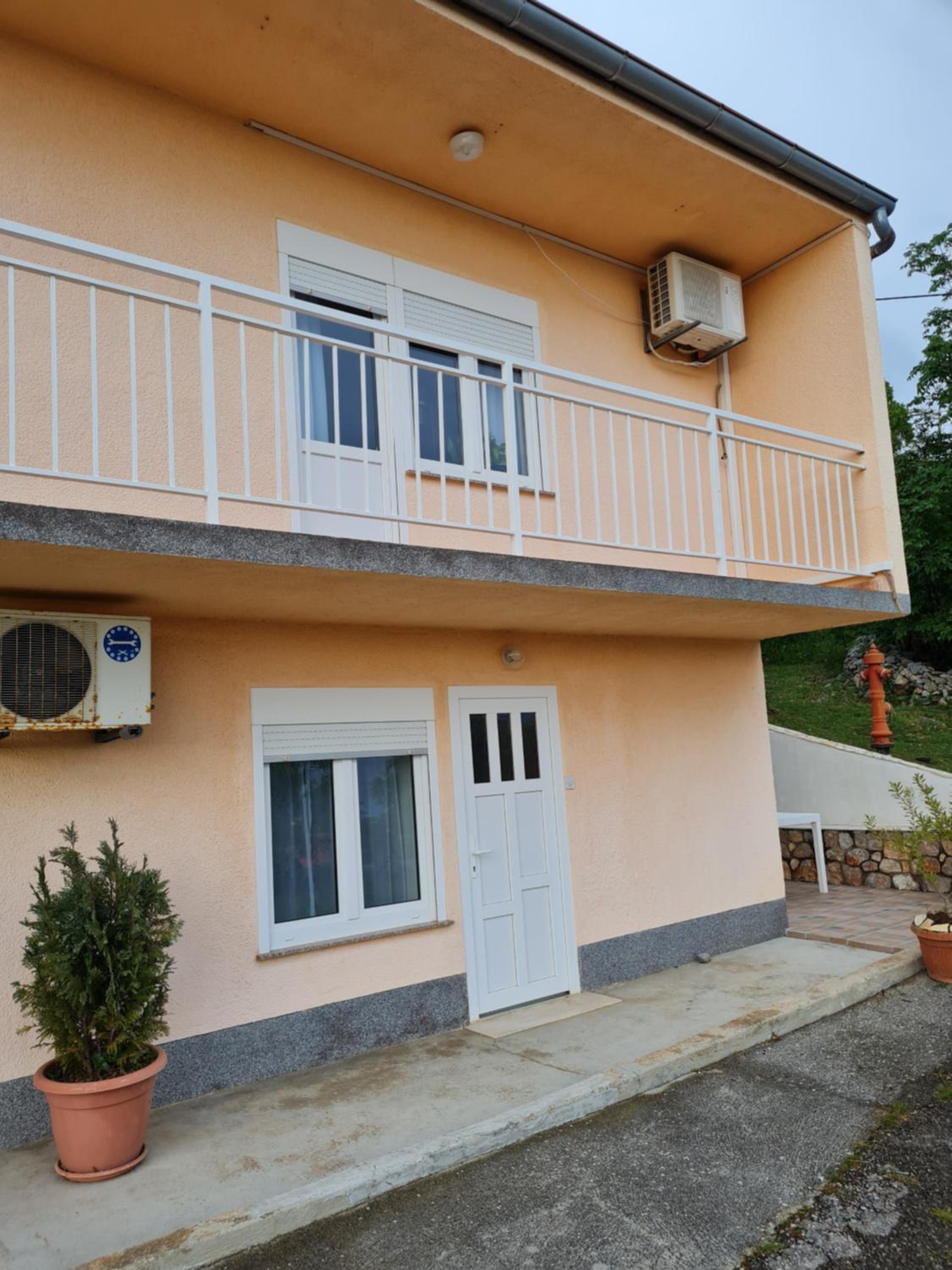 APARTMAN LUKA