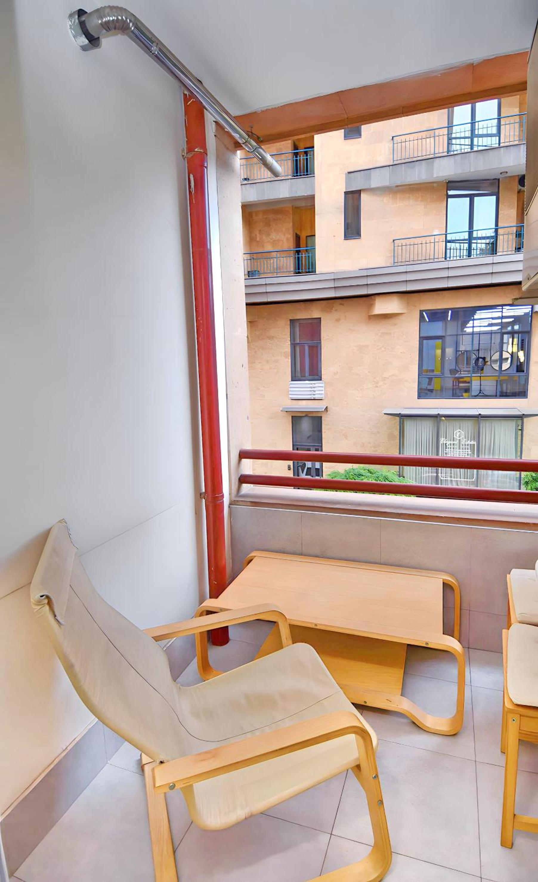 Prime Apartment On Aram Street,2 Bedrooms,2 Bathrooms,Open Balcony