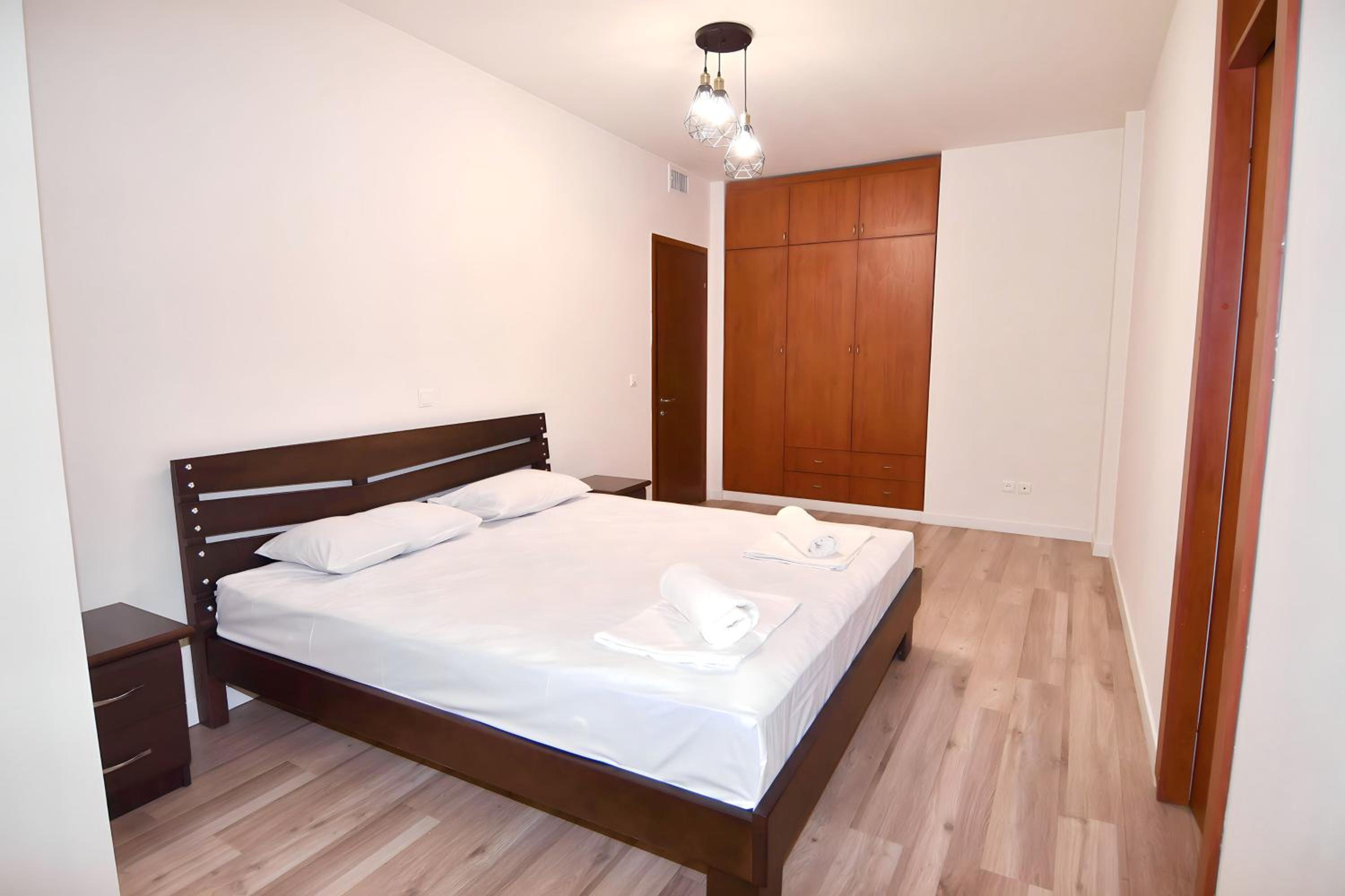 Prime Apartment On Aram Street,2 Bedrooms,2 Bathrooms,Open Balcony