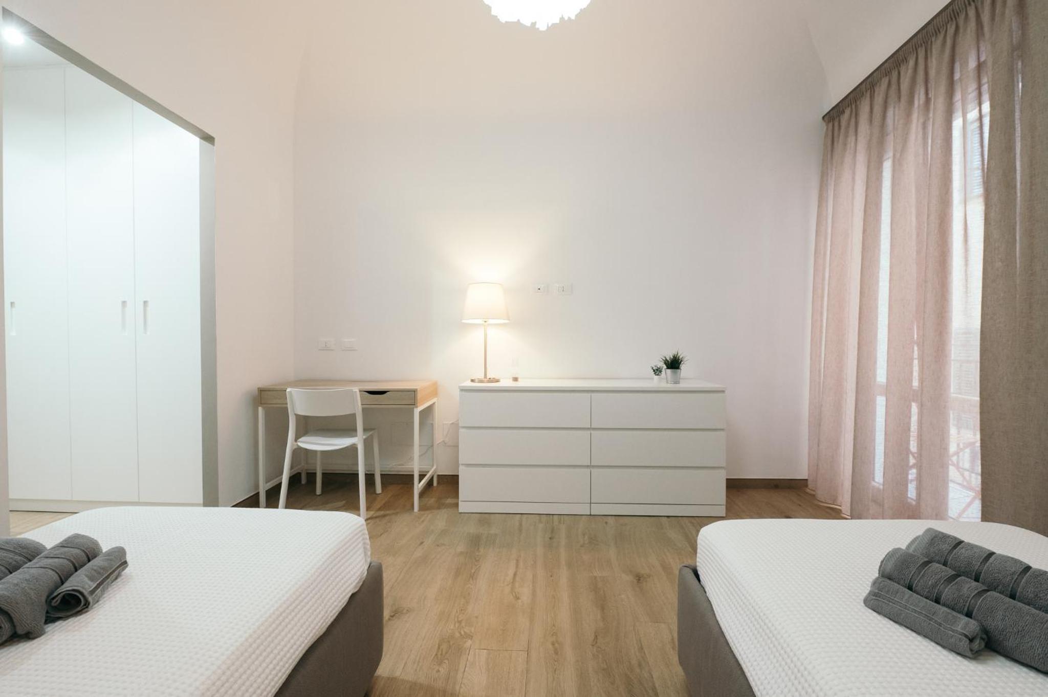 La Casa di Ale en Palermo — hotel room