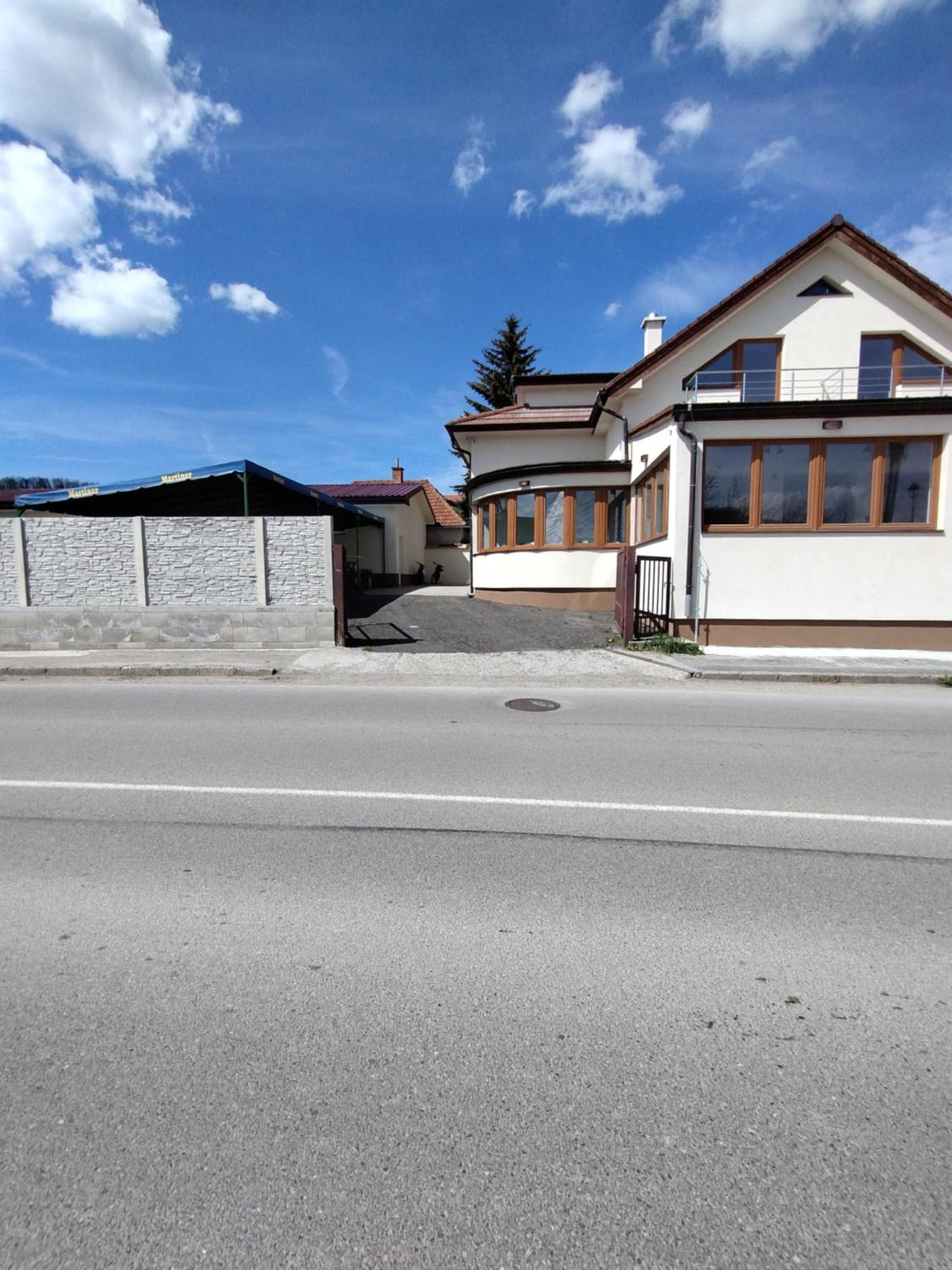 Apartmány Adam