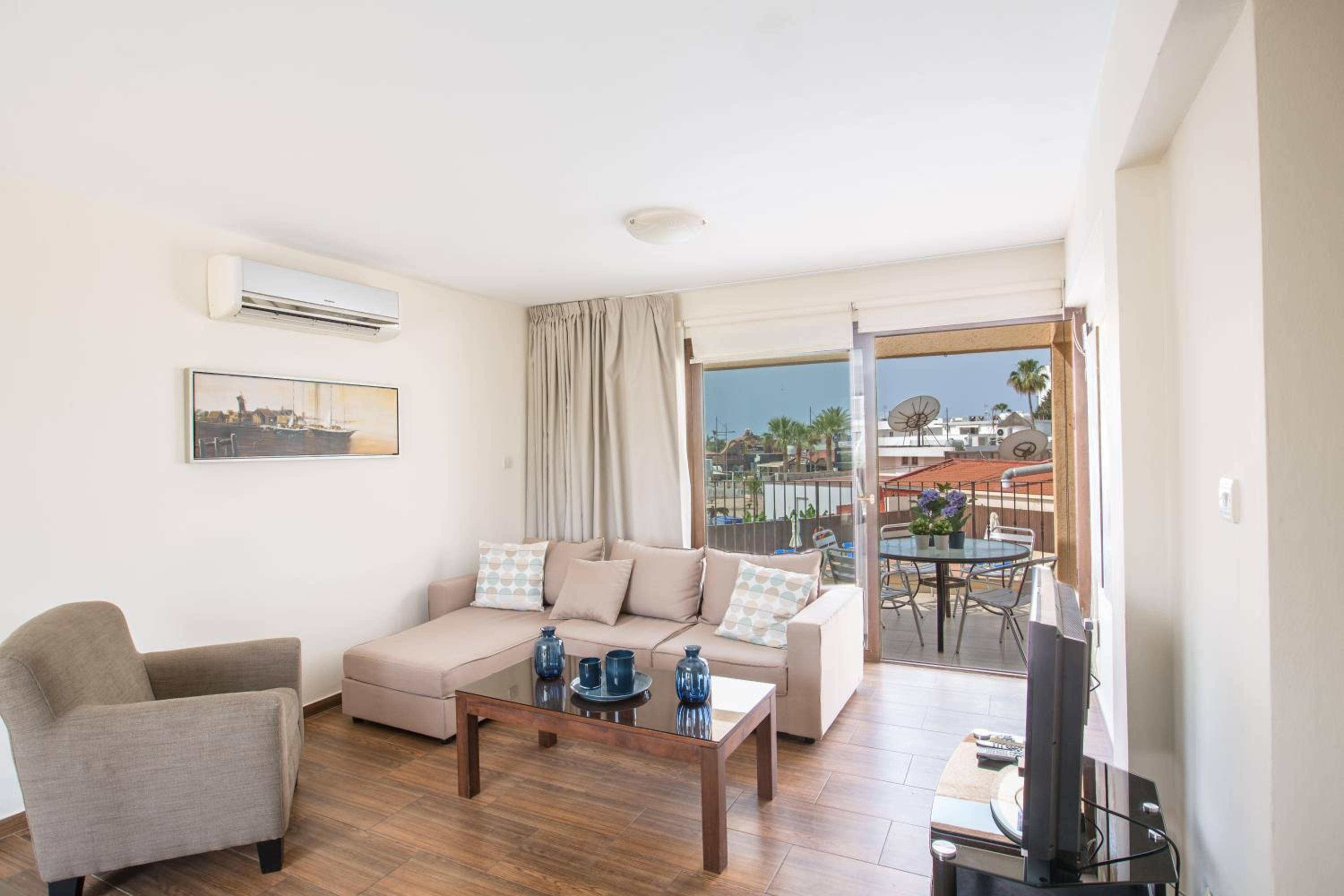 Ayia Napa Holiday Apartment Na101
