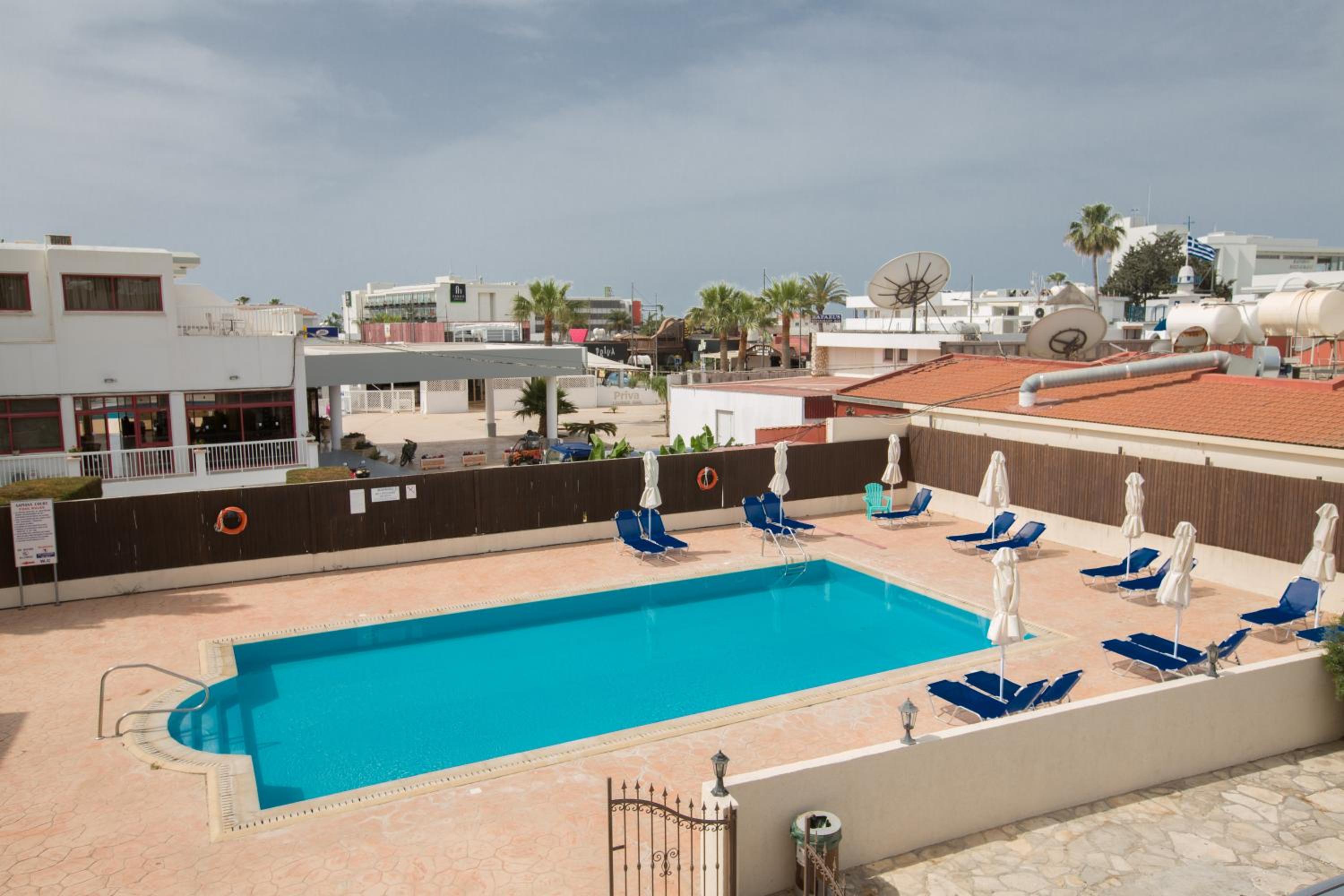 Ayia Napa Holiday Apartment Na101