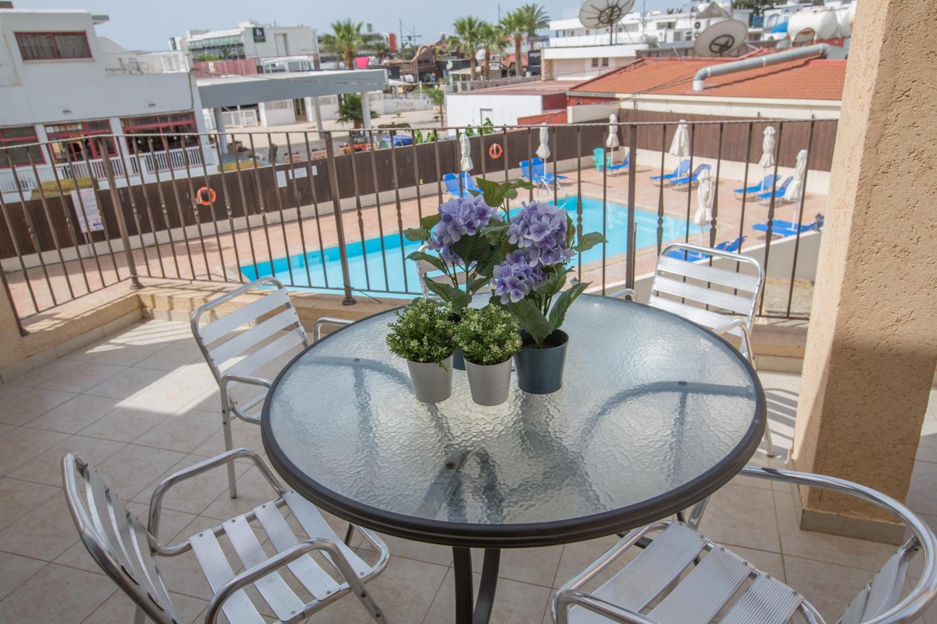 Ayia Napa Holiday Apartment Na101