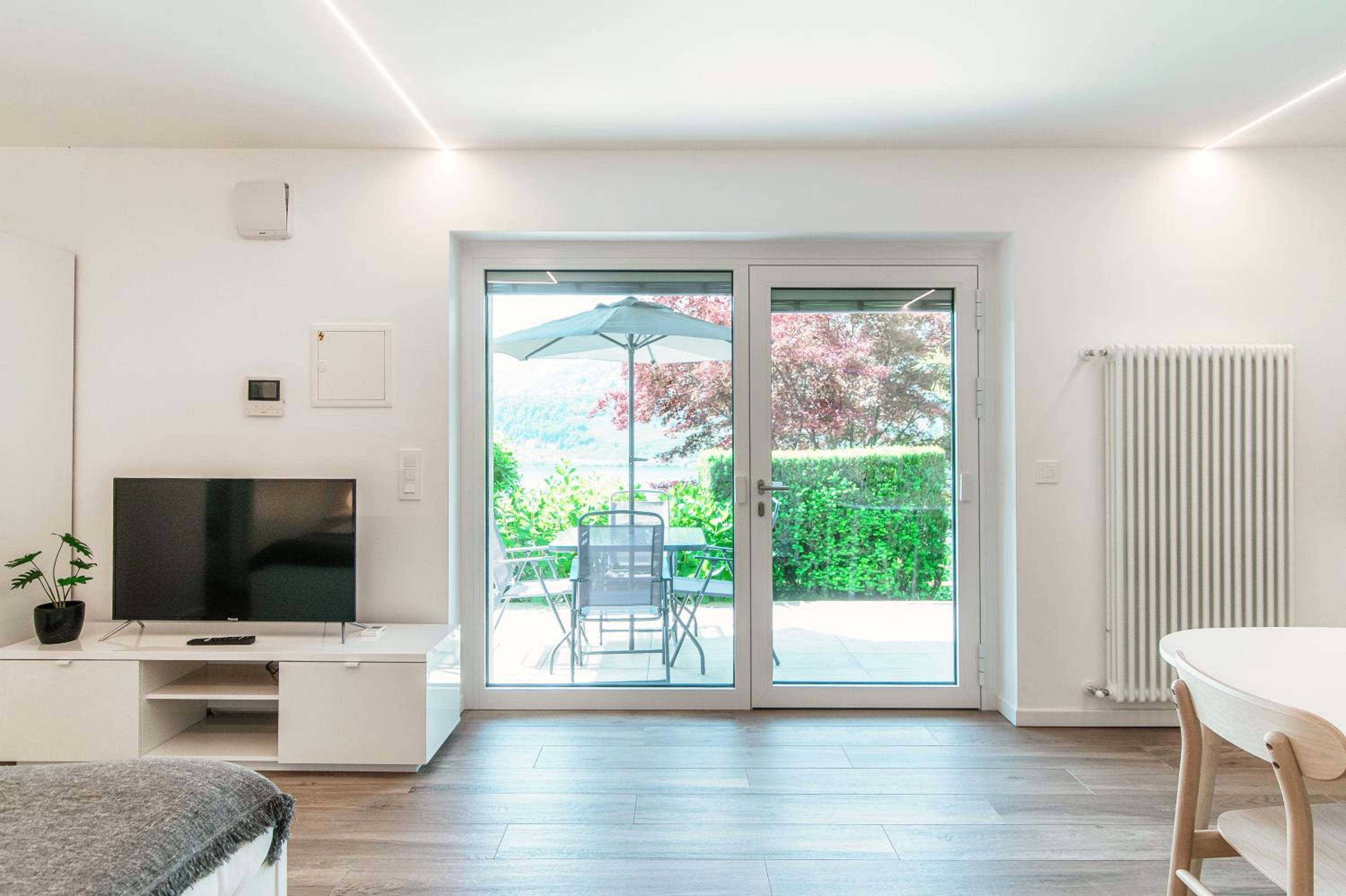La Palma 3 by Quokka 360 - Lake View Studio with Private Terrace