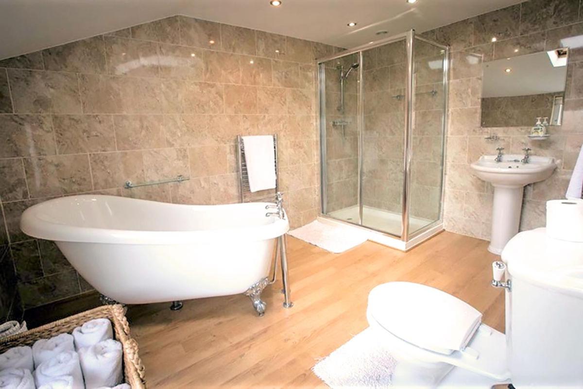 Manor Farm Holiday Cottages view 3