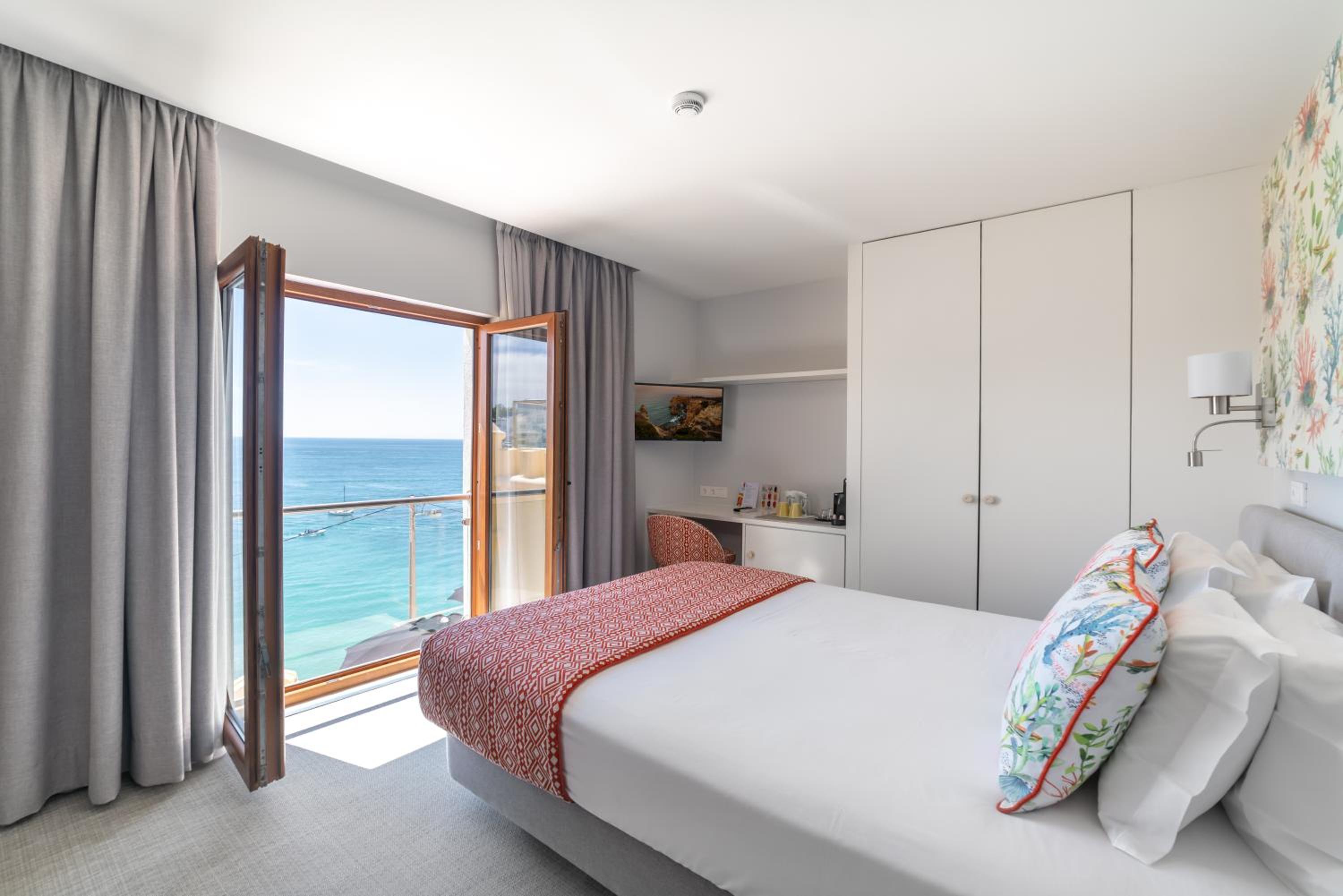 Carvoeiro Vacations - Castelo Guest House - Property Image 31