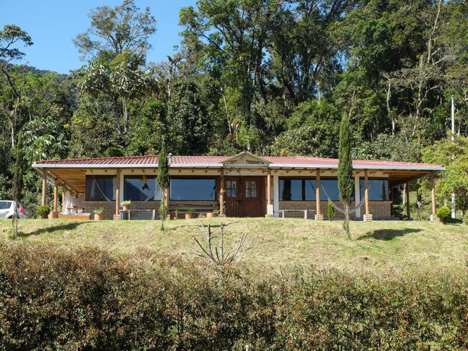 El Refugio, Escape Rural
