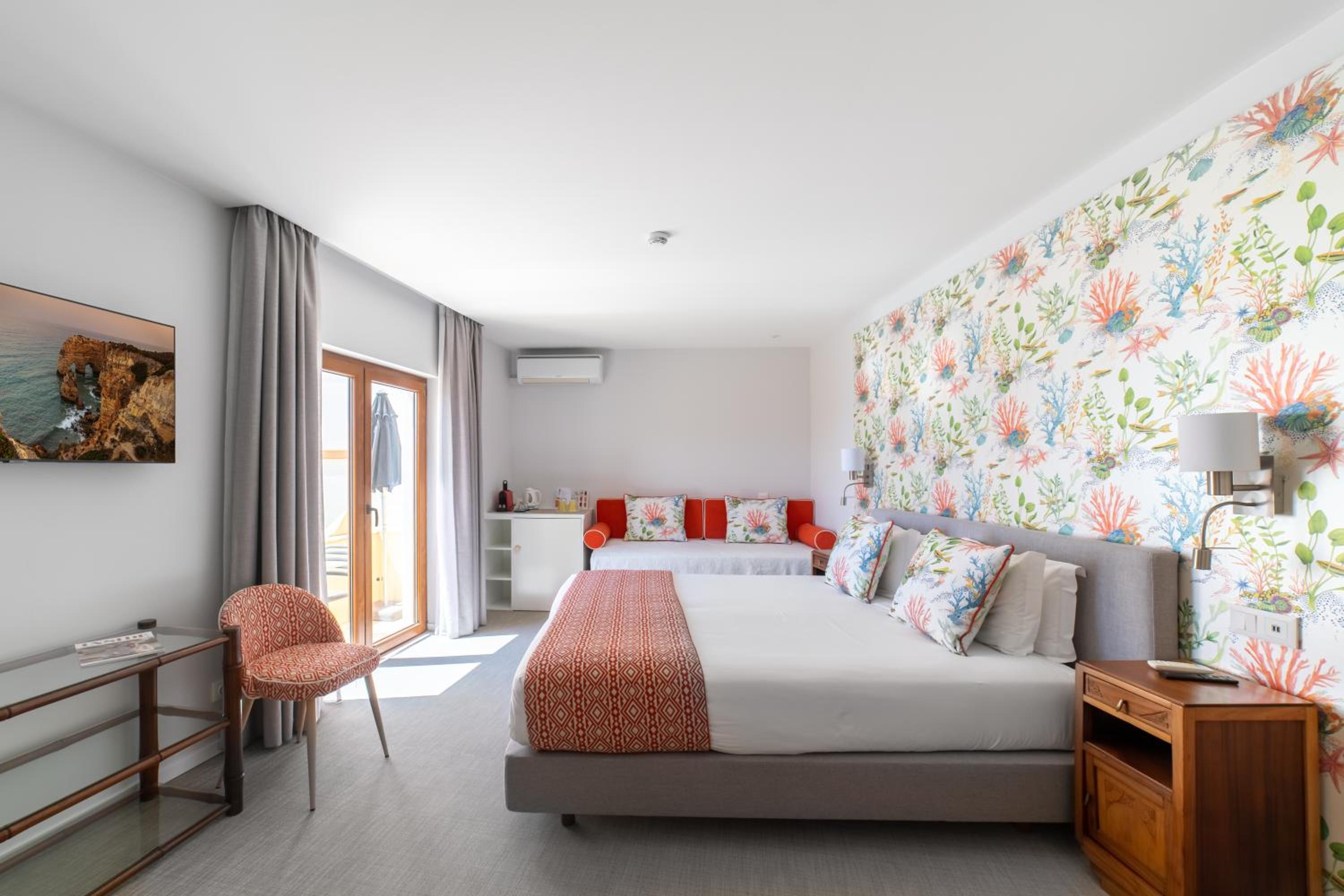 Carvoeiro Vacations - Castelo Guest House - Property Image 22