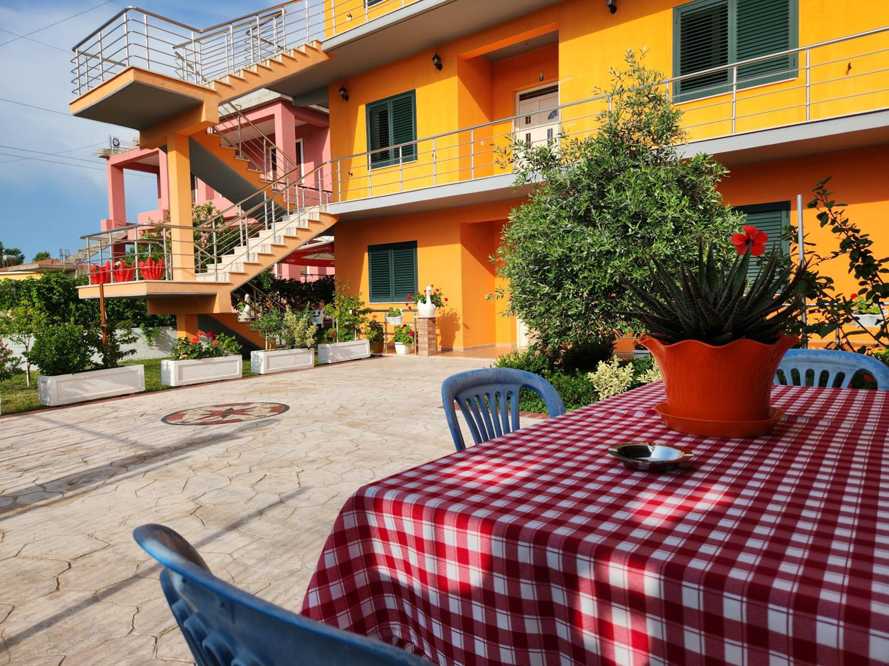Villa Orange
