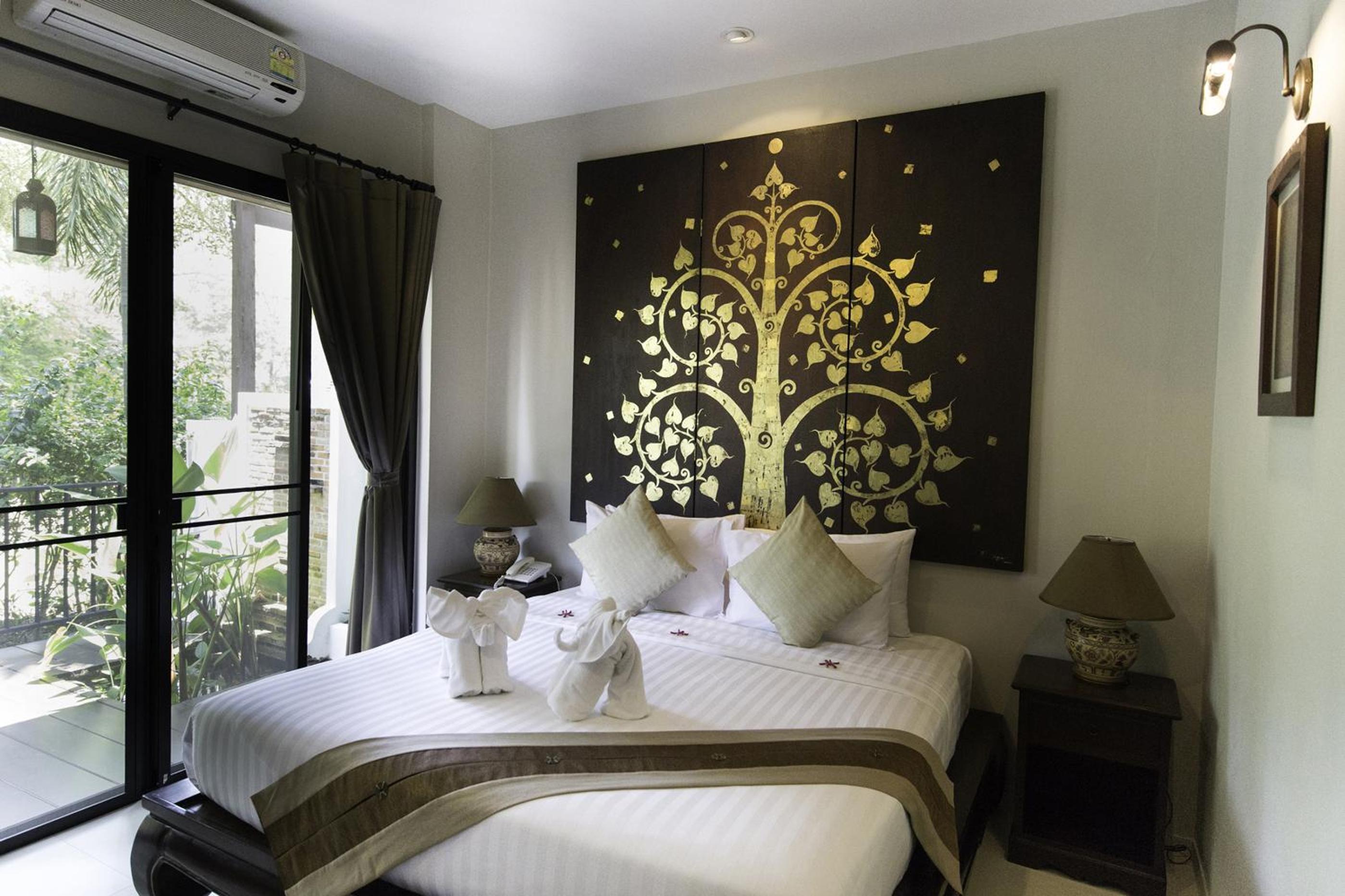 Tharaburi Resort