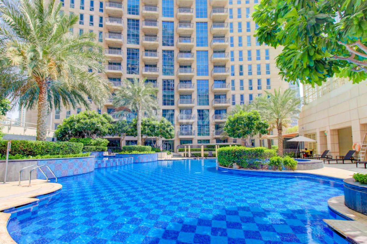 Dream Inn Apartments - Standpoint Tower