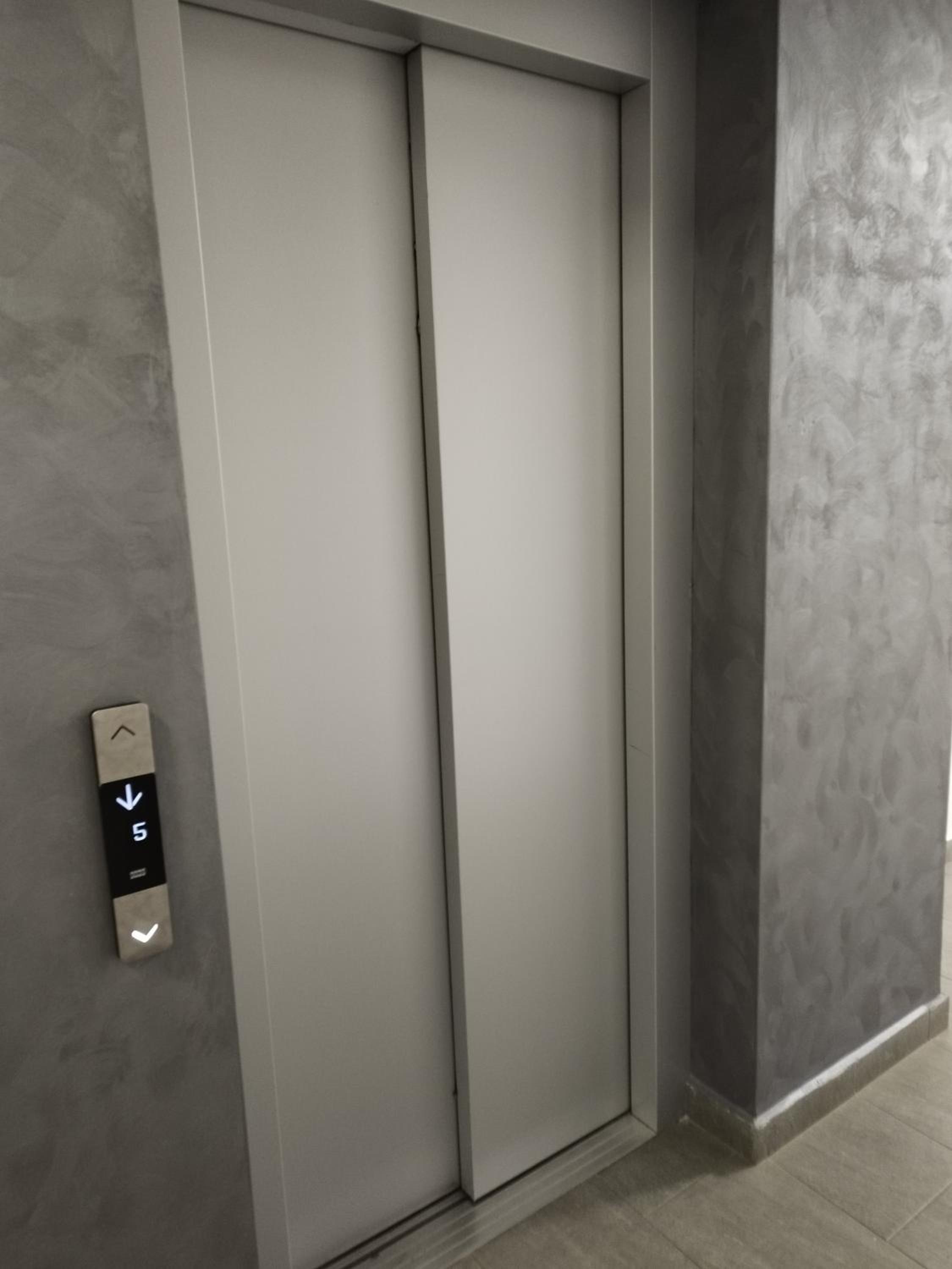 Grey Diamond, photo 26