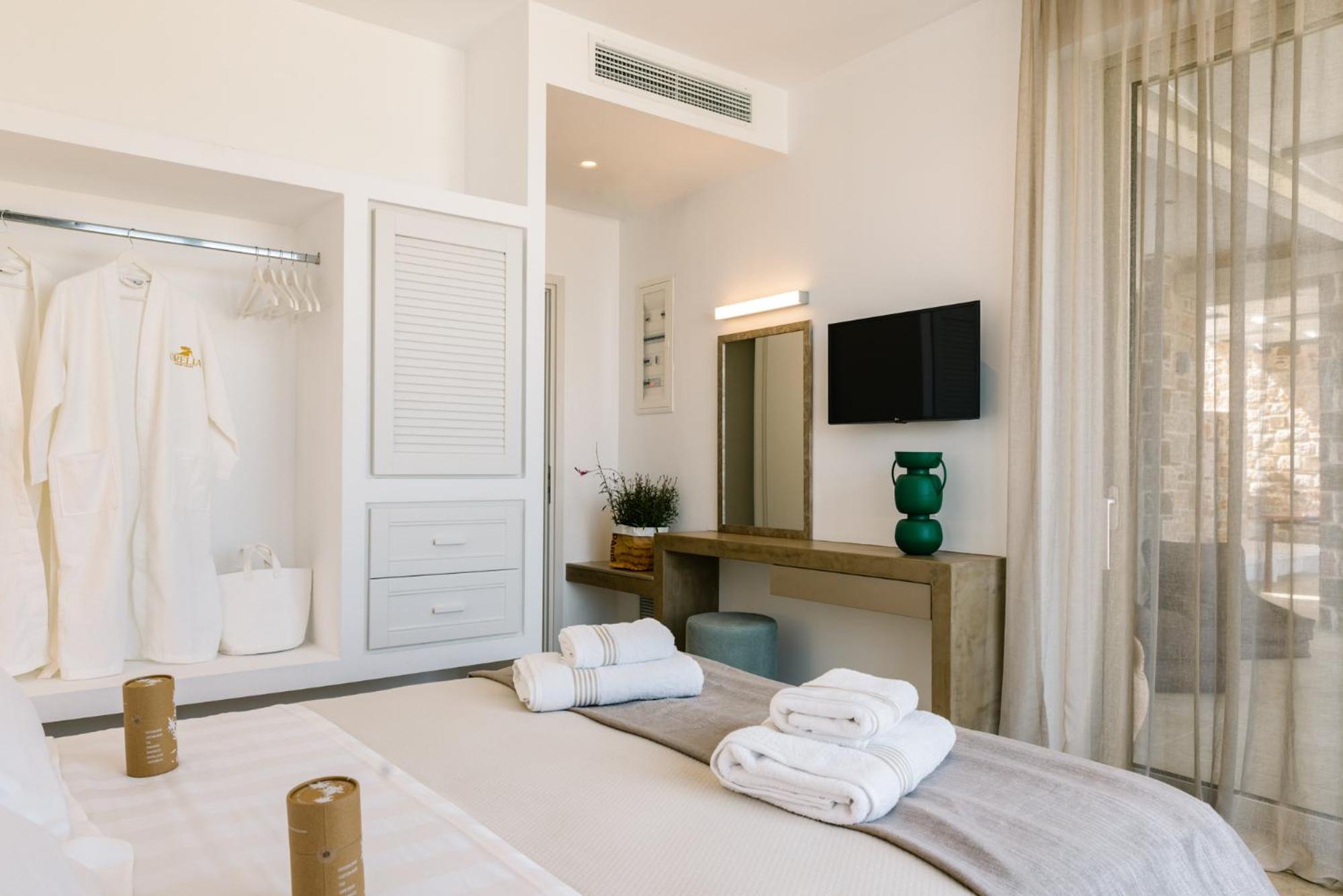 Orelia Luxury Villas