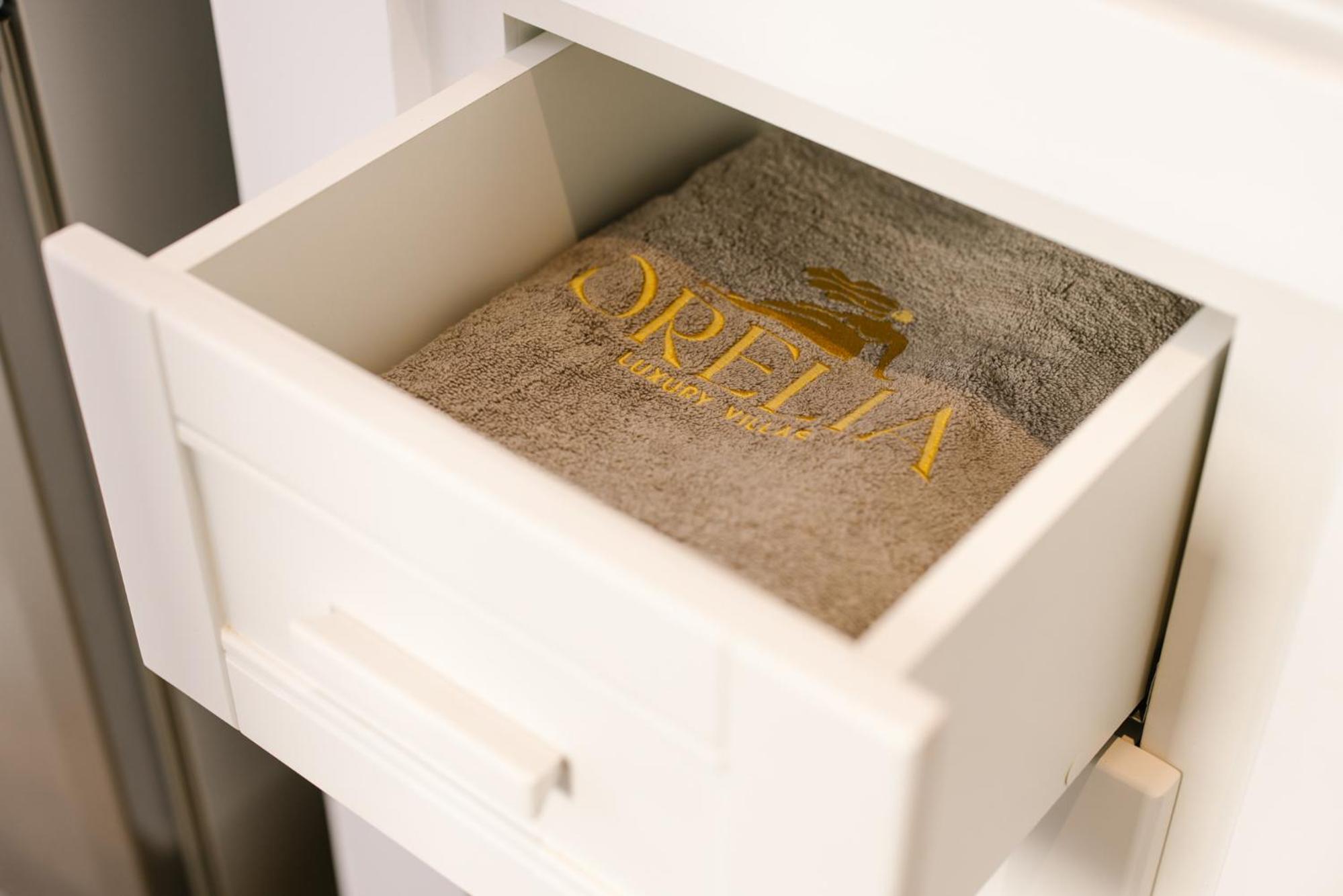 Orelia Luxury Villas