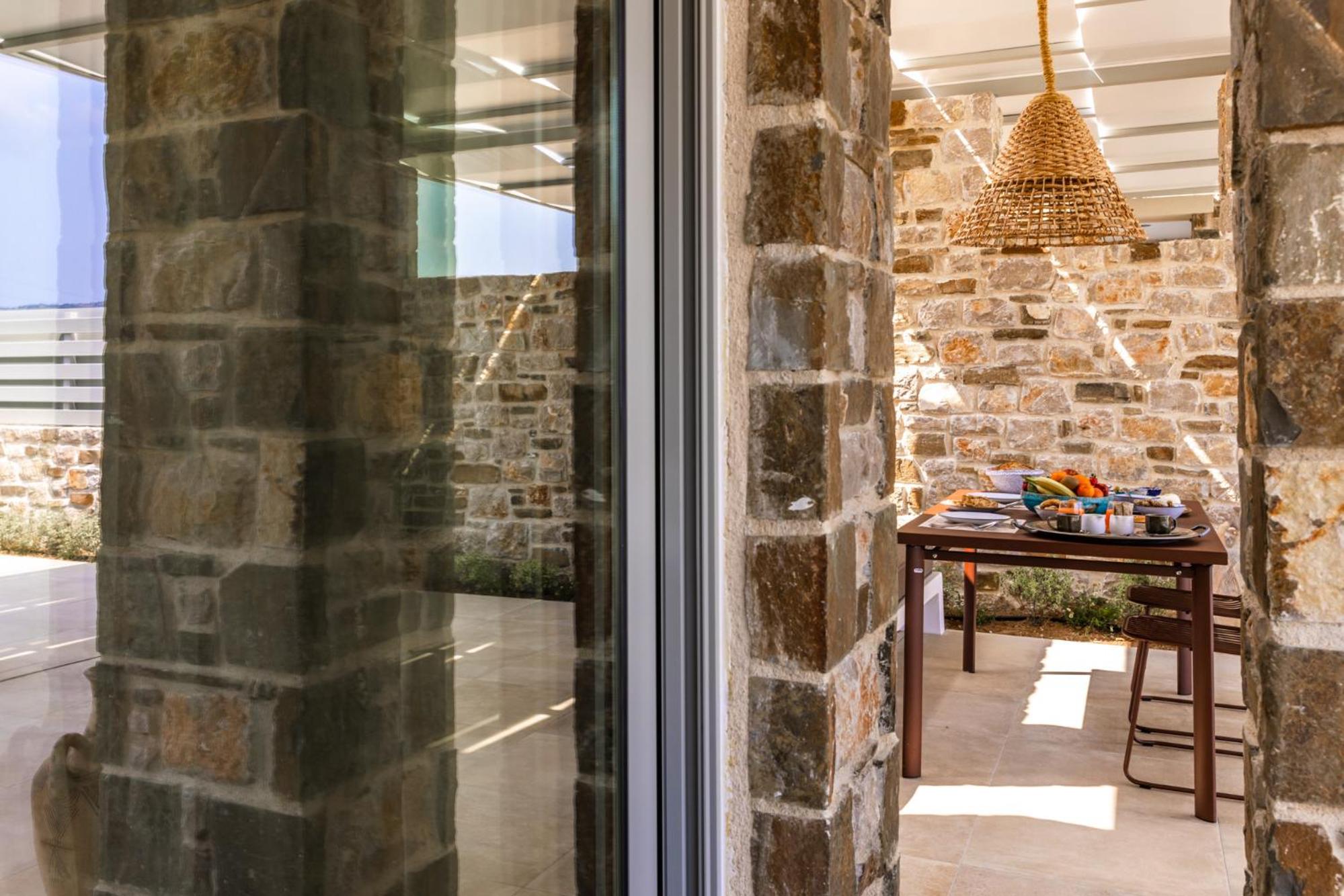 Orelia Luxury Villas