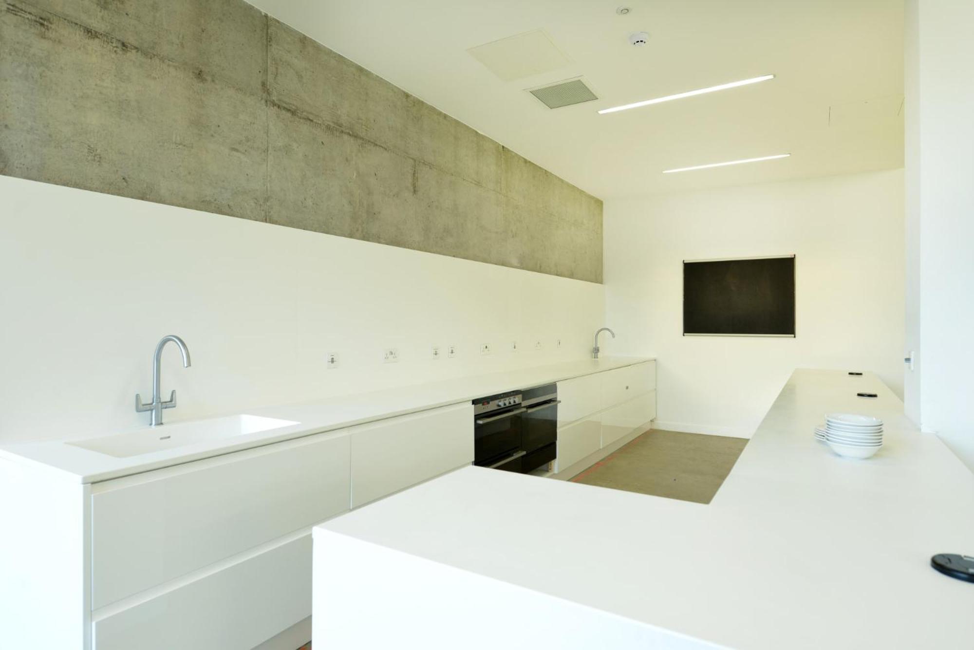 For Students Only Spacious Studio Apartments at Flinders House located in London
